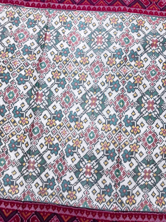 Pink & White Navratan Single Ikat Patan Patola Saree