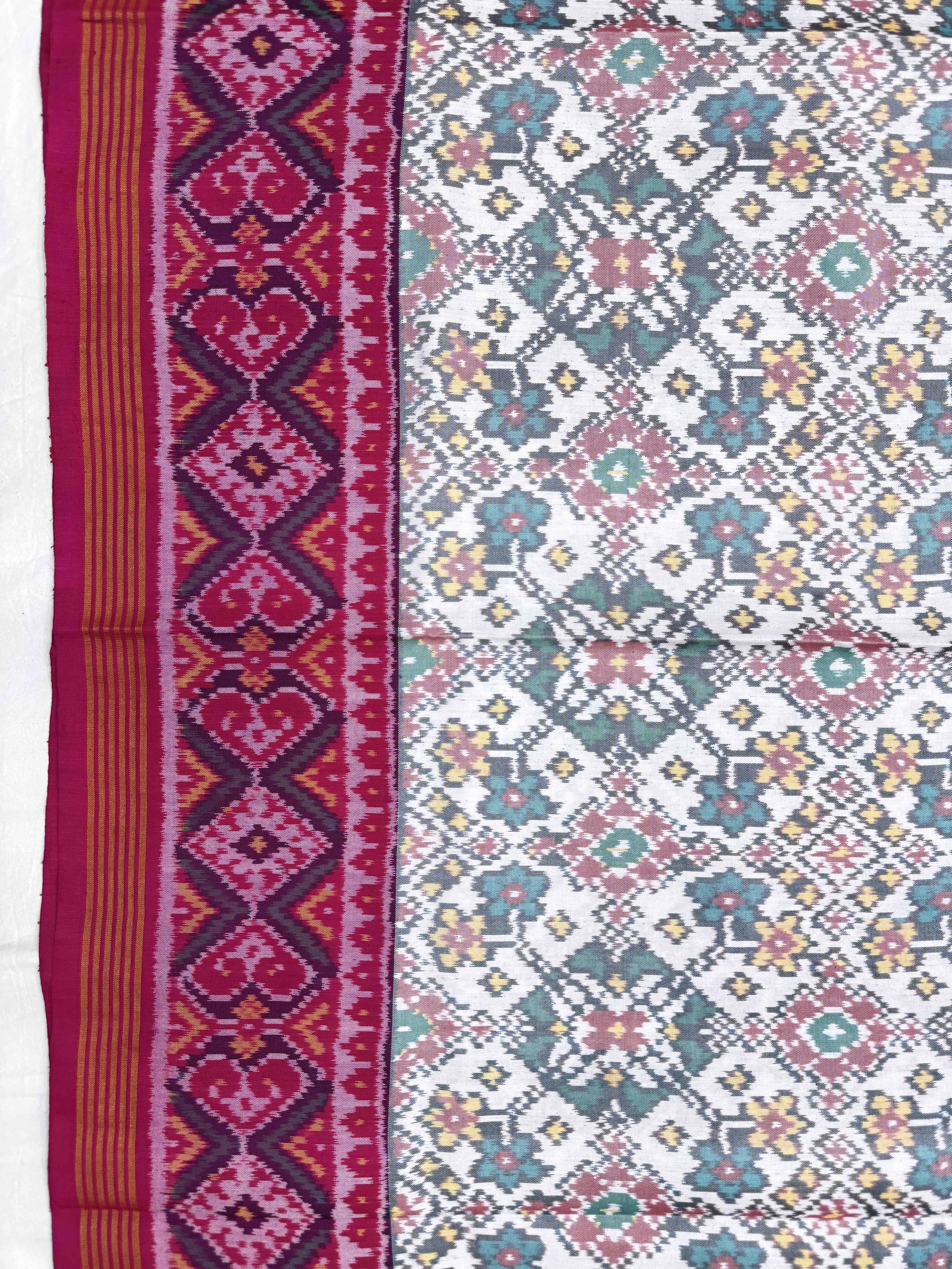Pink & White Navratan Single Ikat Patan Patola Saree