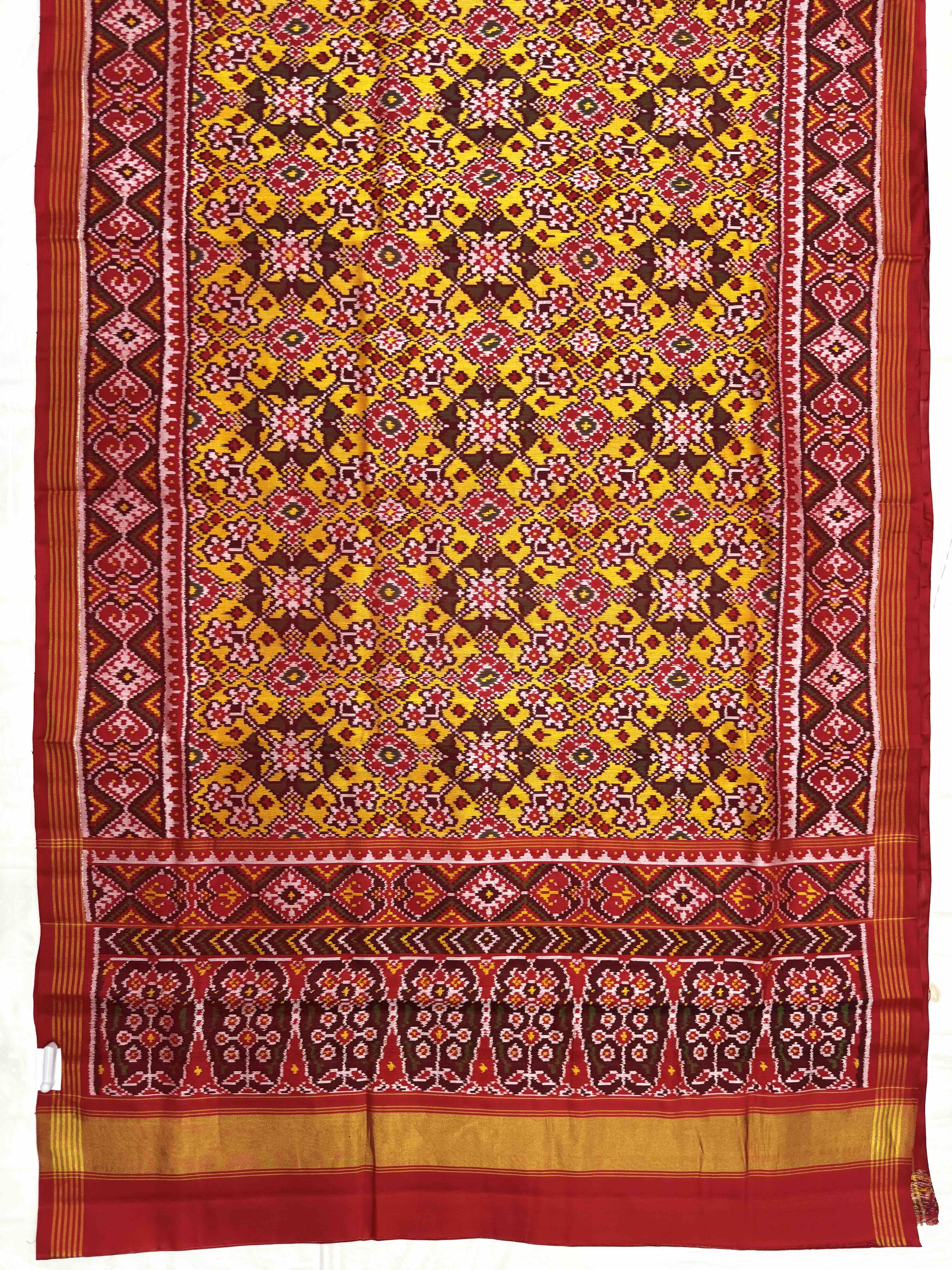 Red & Yellow Navrtatan Single Ikat Patan Patola Saree
