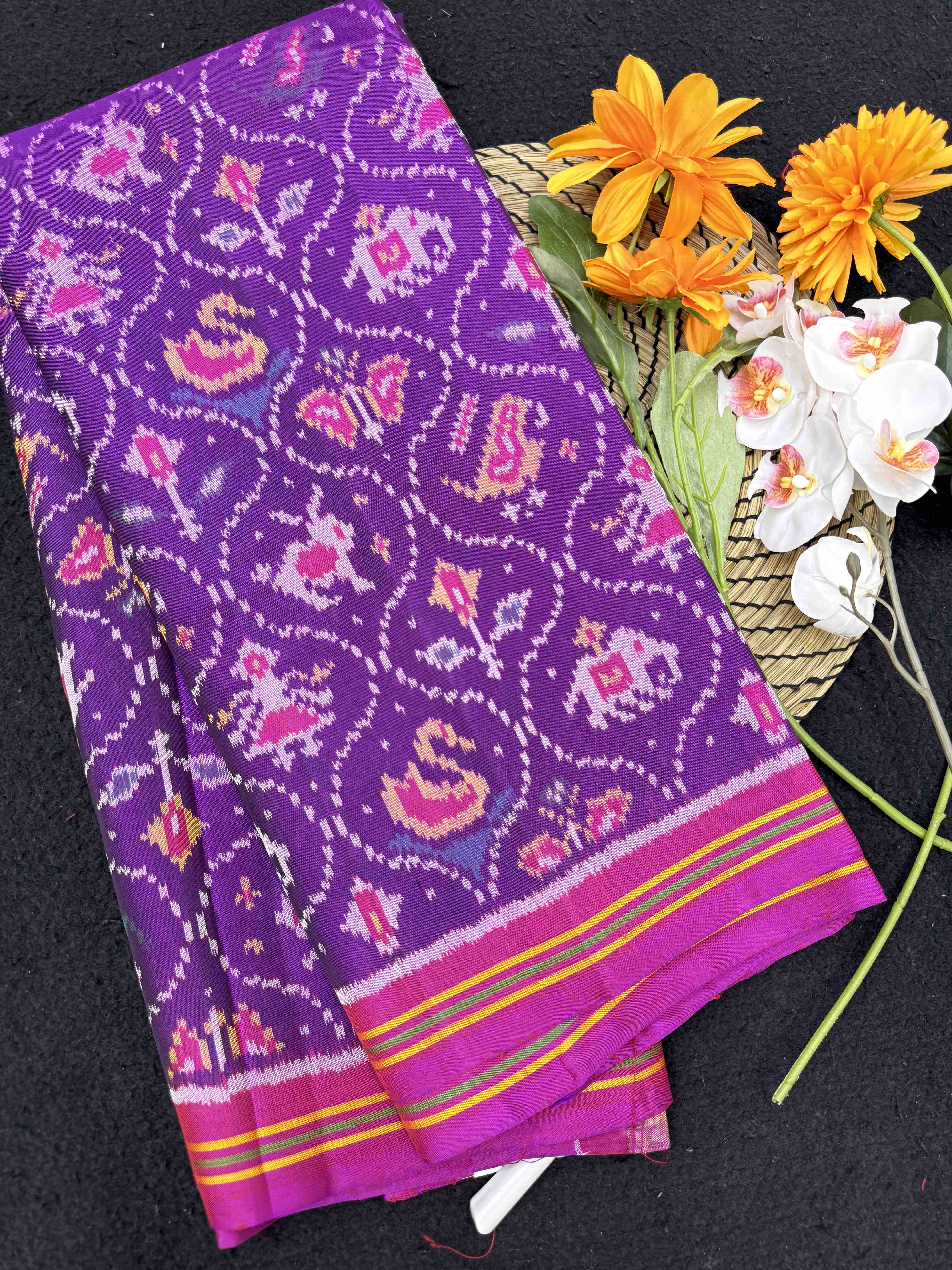 Pink & Purple Small Matka Narikunj Single Ikat Patan Patola Saree