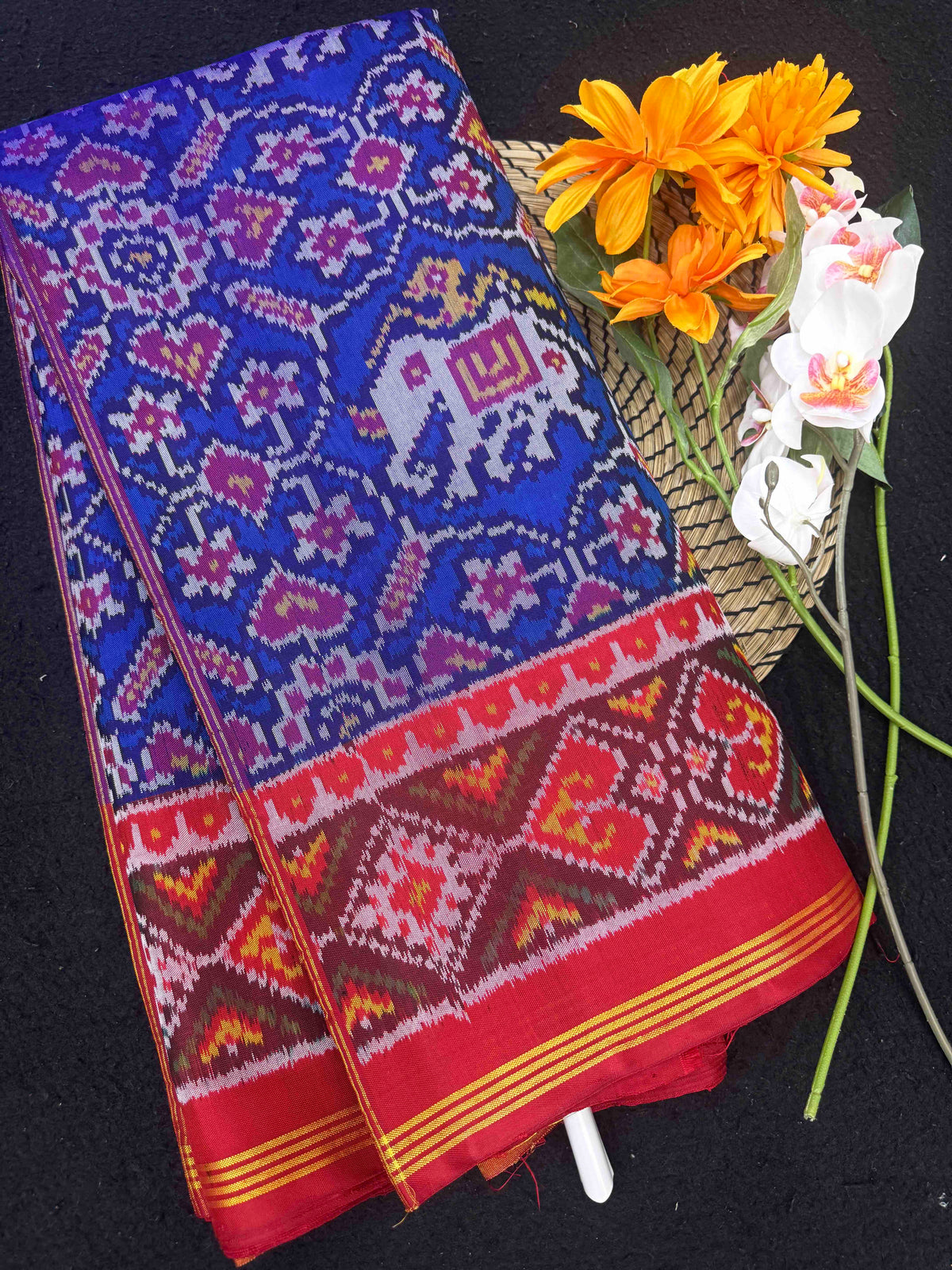 Red & Blue Manekchowk Narikunj Mix Single Ikat Patan Patola Saree