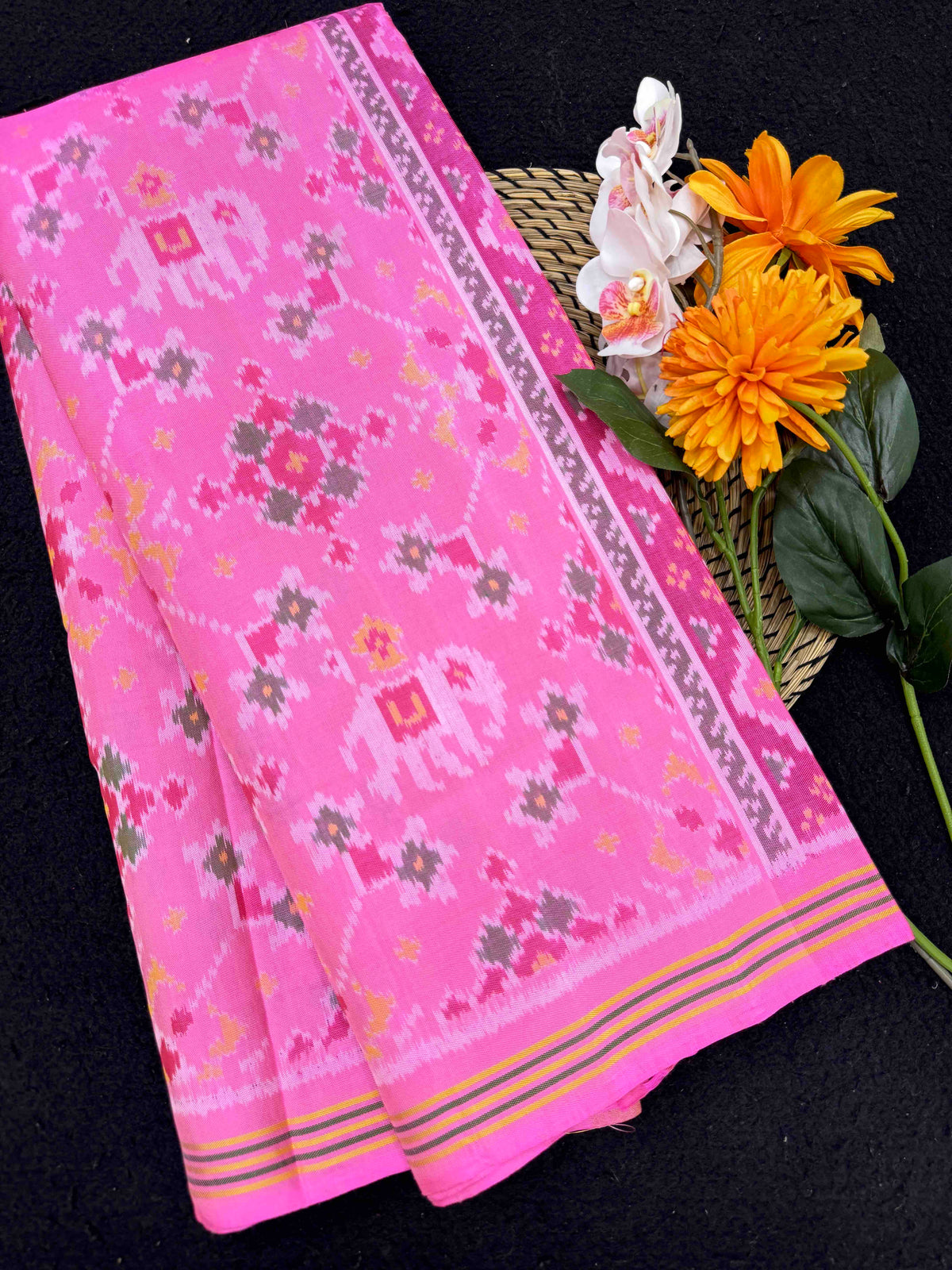 Light Pink Elephant Navratan Mix Single Ikat Patan Patola Saree