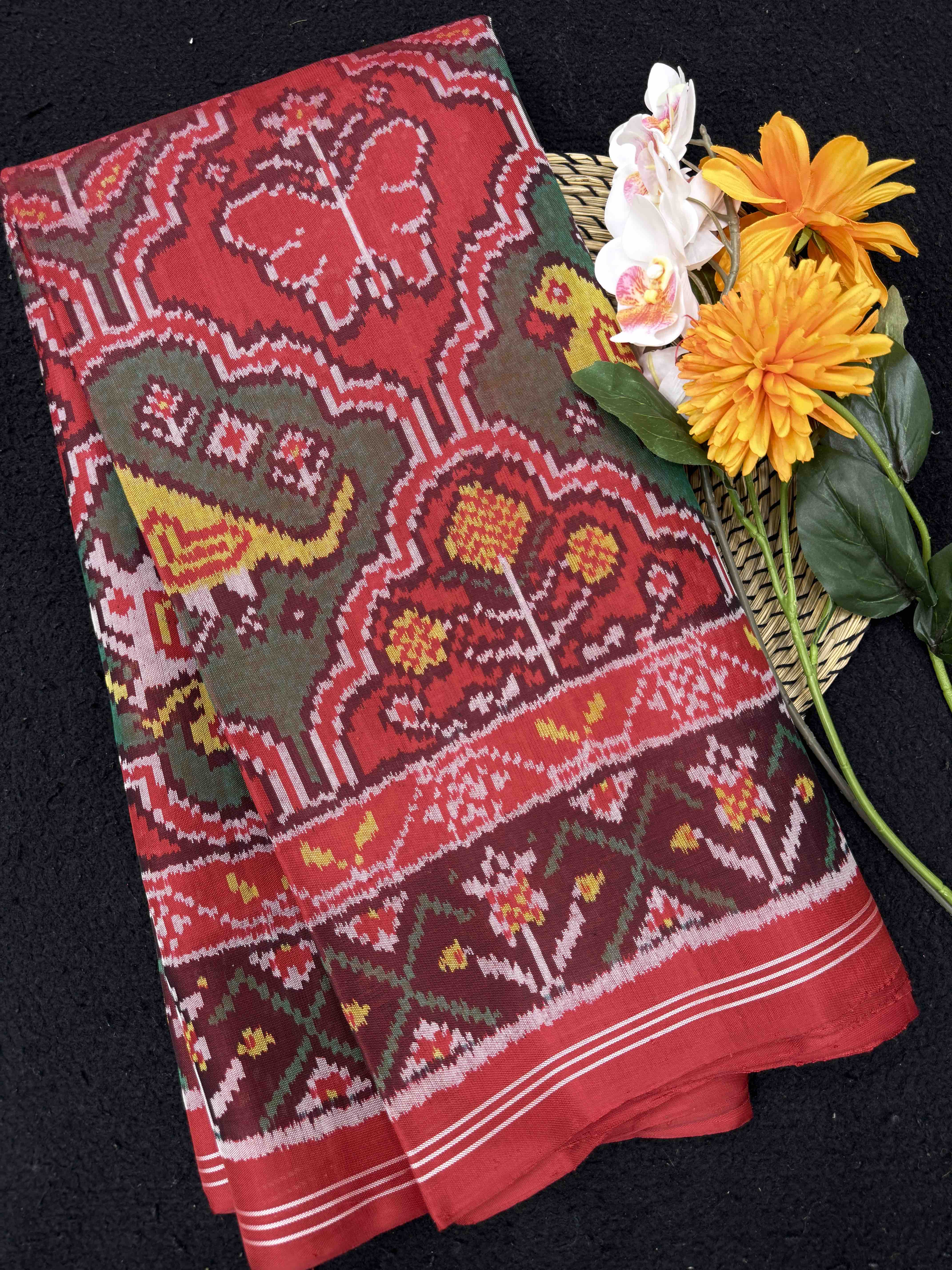 Red Big Figure Haathi Popat Chhabdi Single Ikat Patan Patola Saree