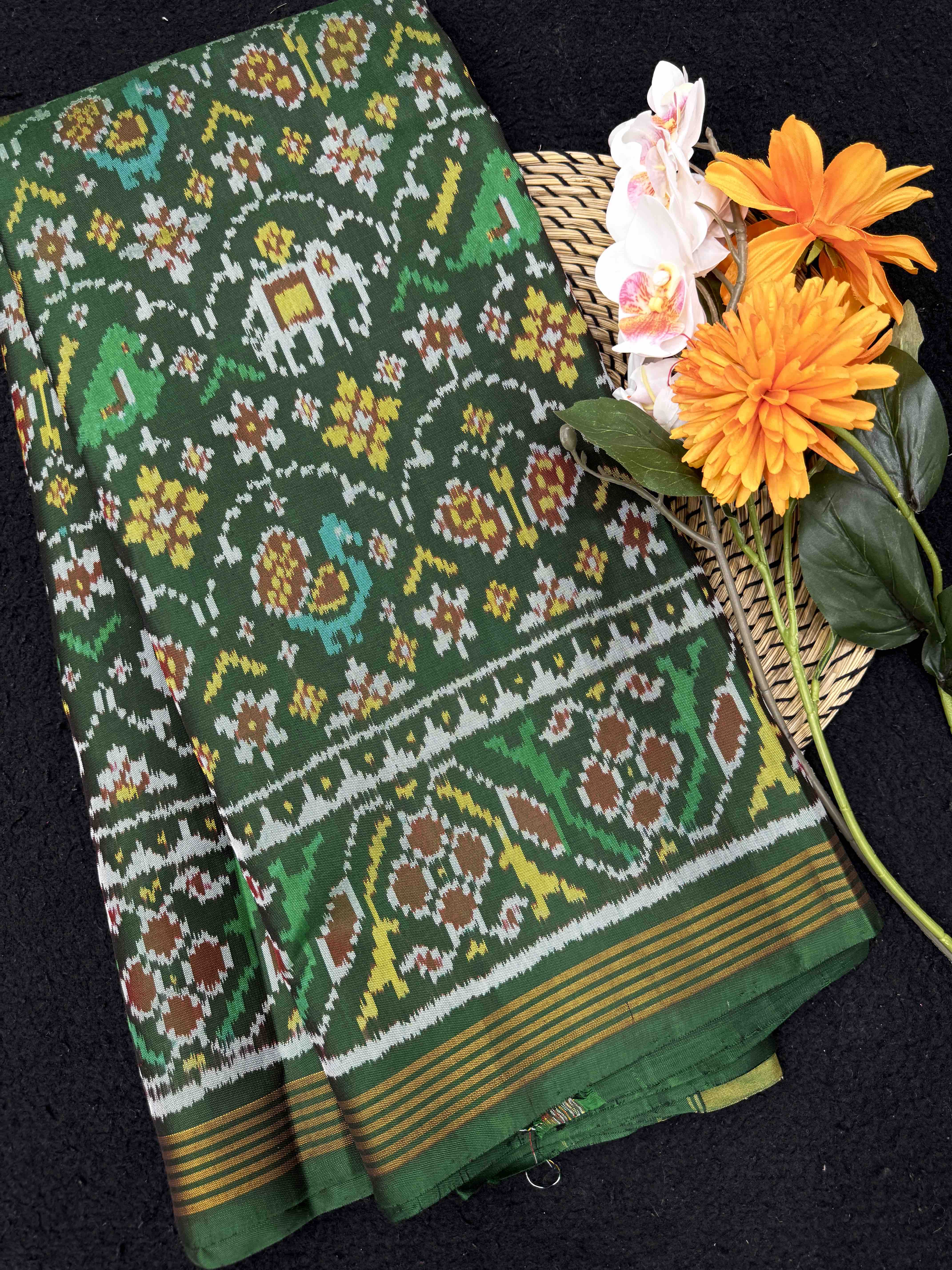 Green Samll Narikunj Single Ikat Patan Patola Saree