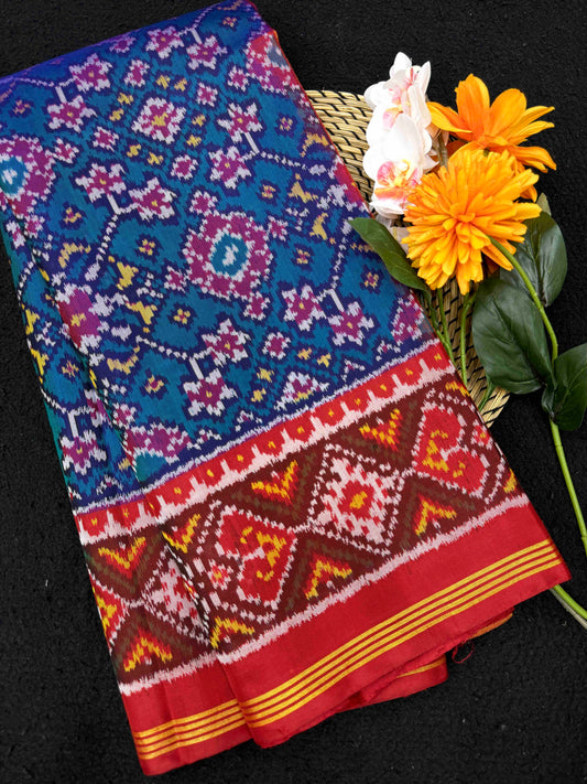 Red & Turquoise Navratan Single Ikat Patan Patola Saree