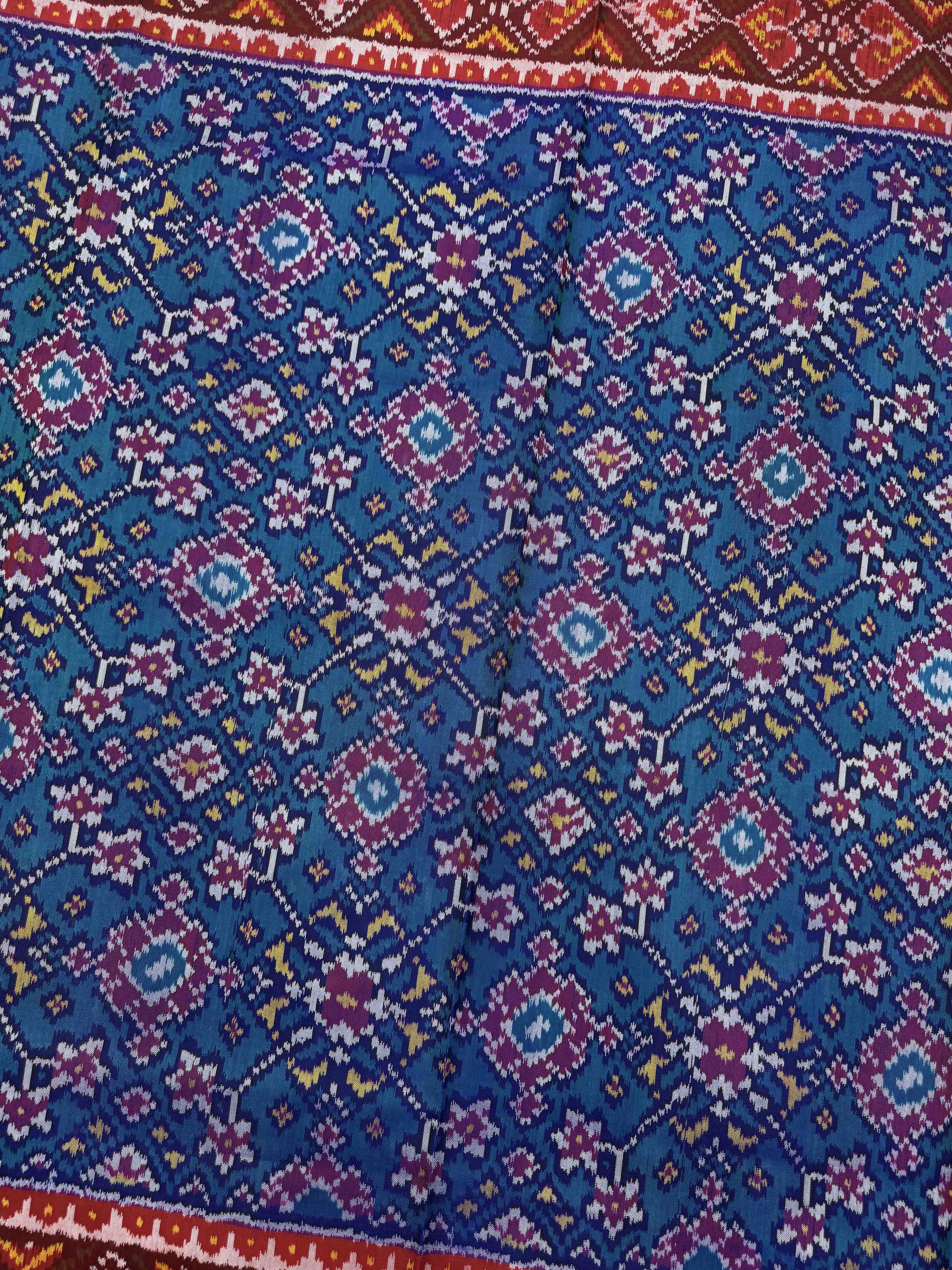 Red & Turquoise Navratan Single Ikat Patan Patola Saree