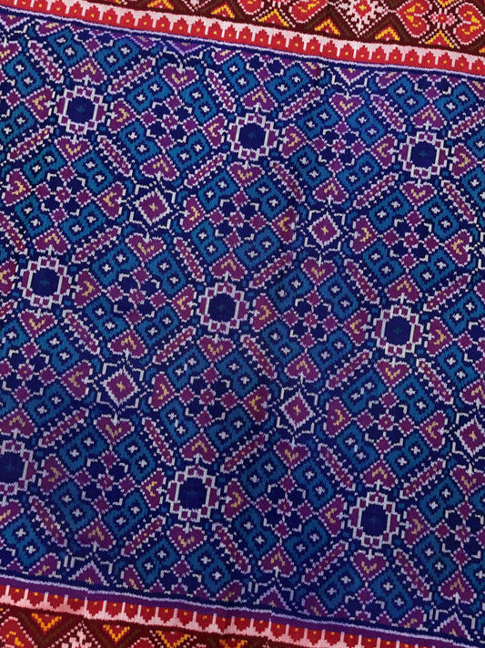 Red & Turquoise Manekchowk Single Ikat Patan Patola Saree