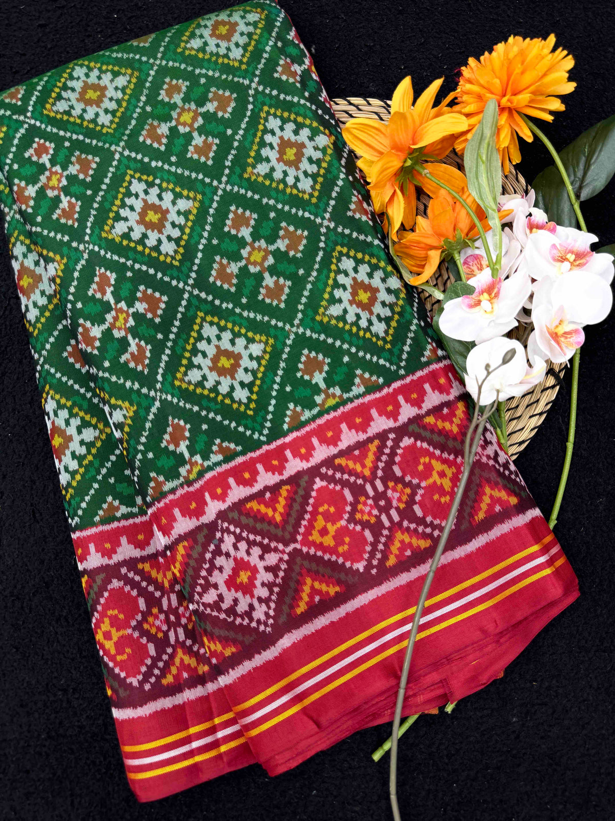 Red & Green Panchand Single Ikat Patan Patola Saree