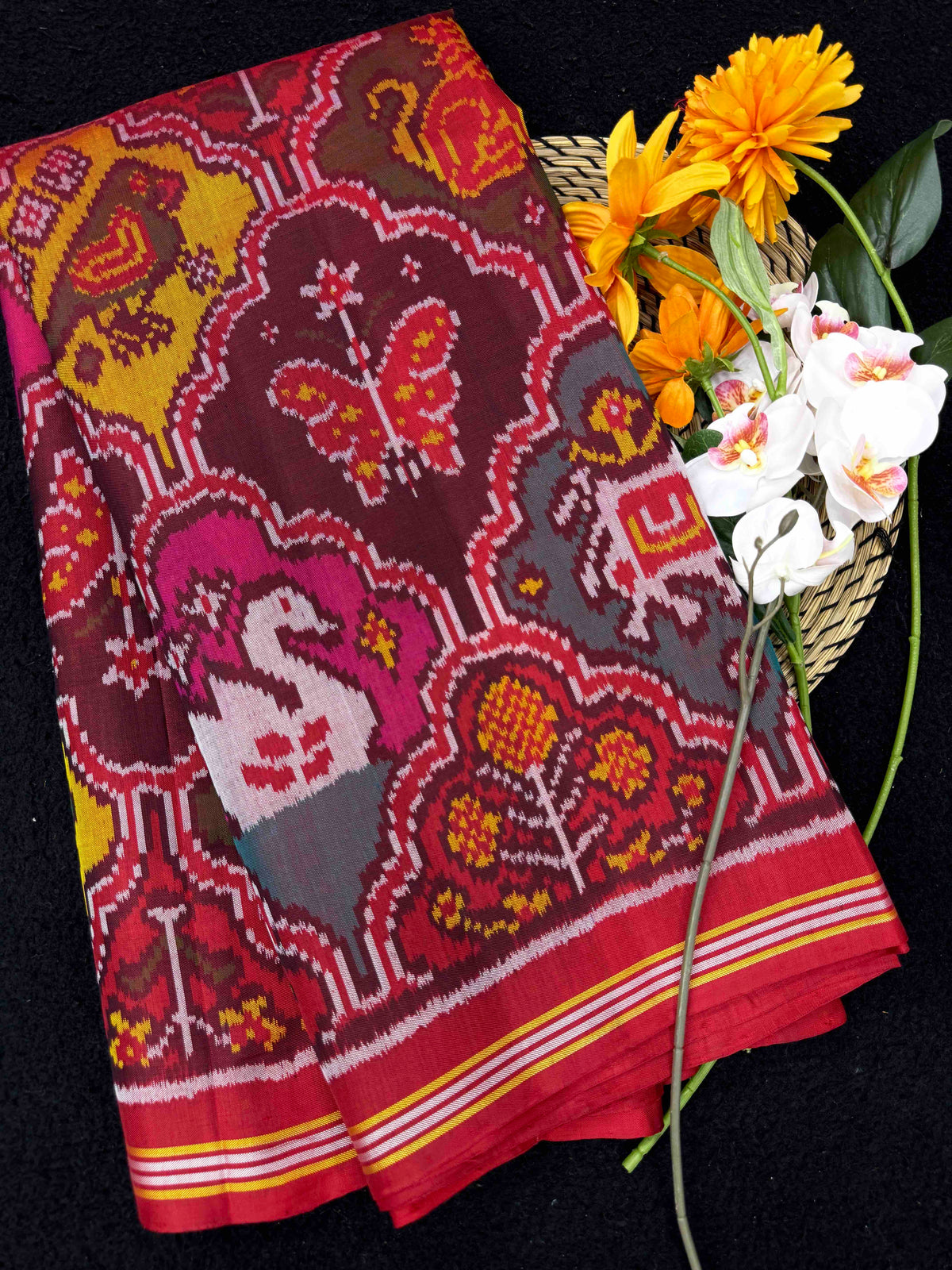 Multicolor Narikunj Single Ikat Patan Patola Saree