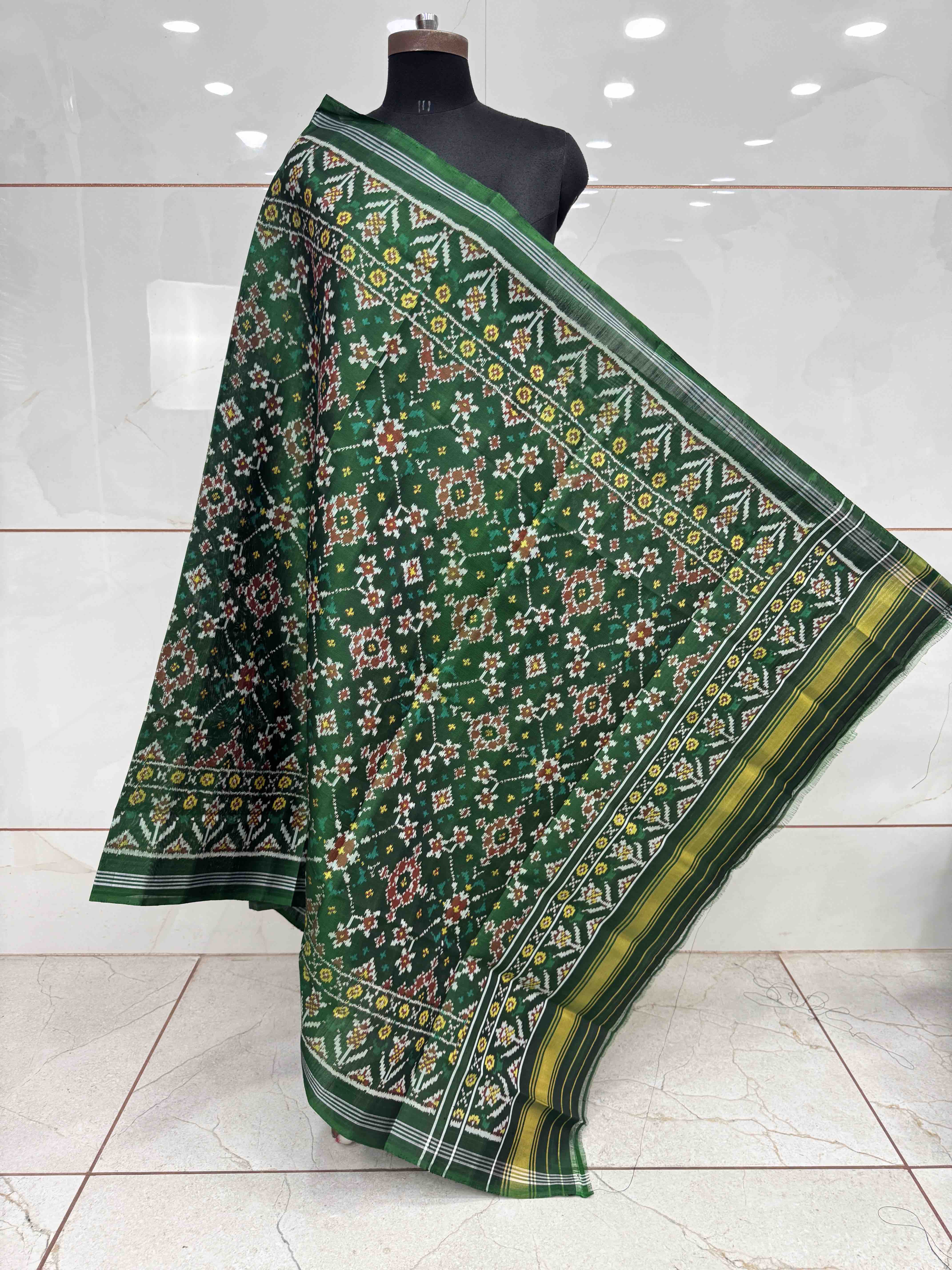 Green Navratan Semi Double Ikat Patola Dupatta