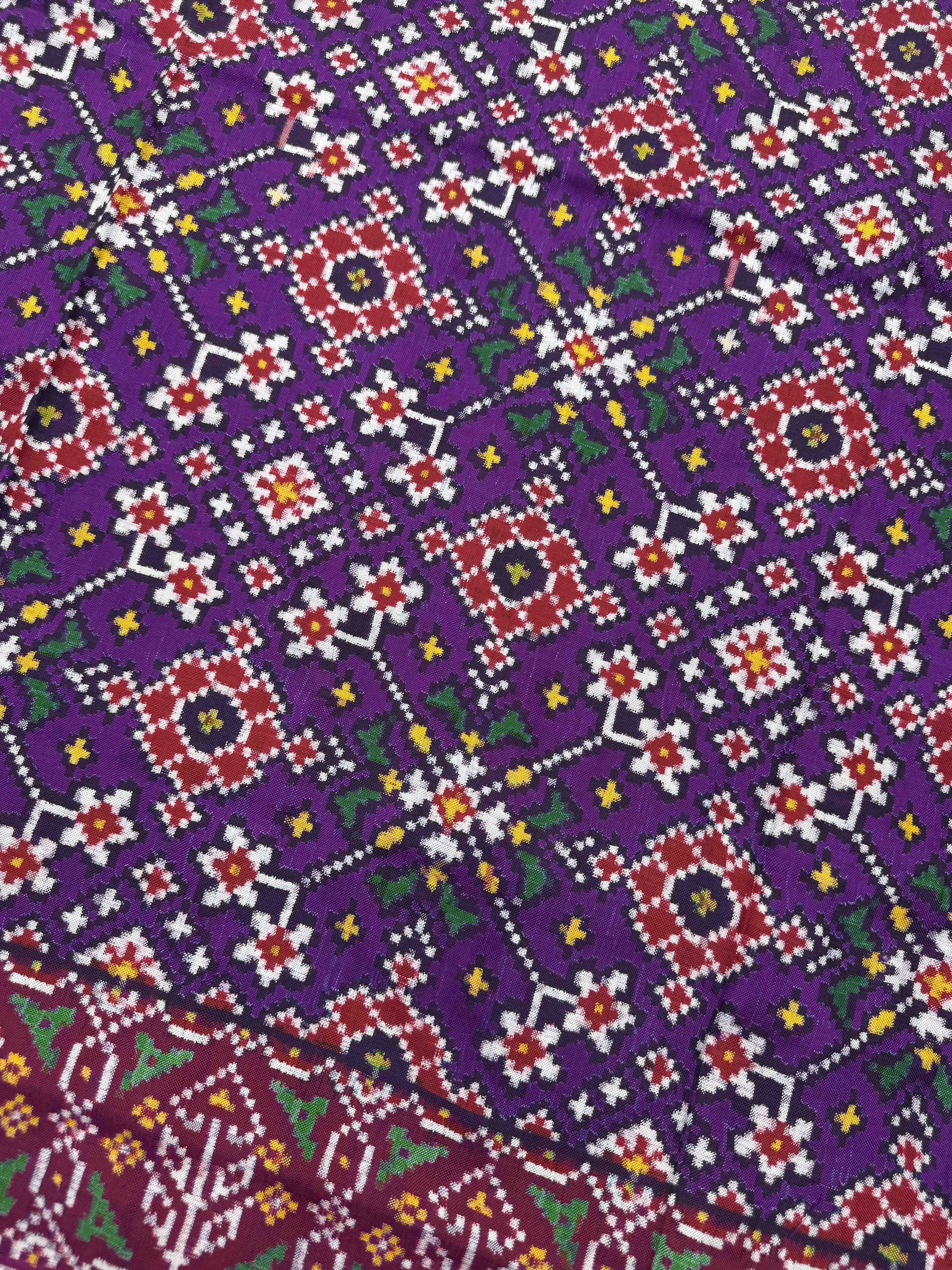 Magenta & Purple Navratan Doulble Ikat Patan Patola Saree