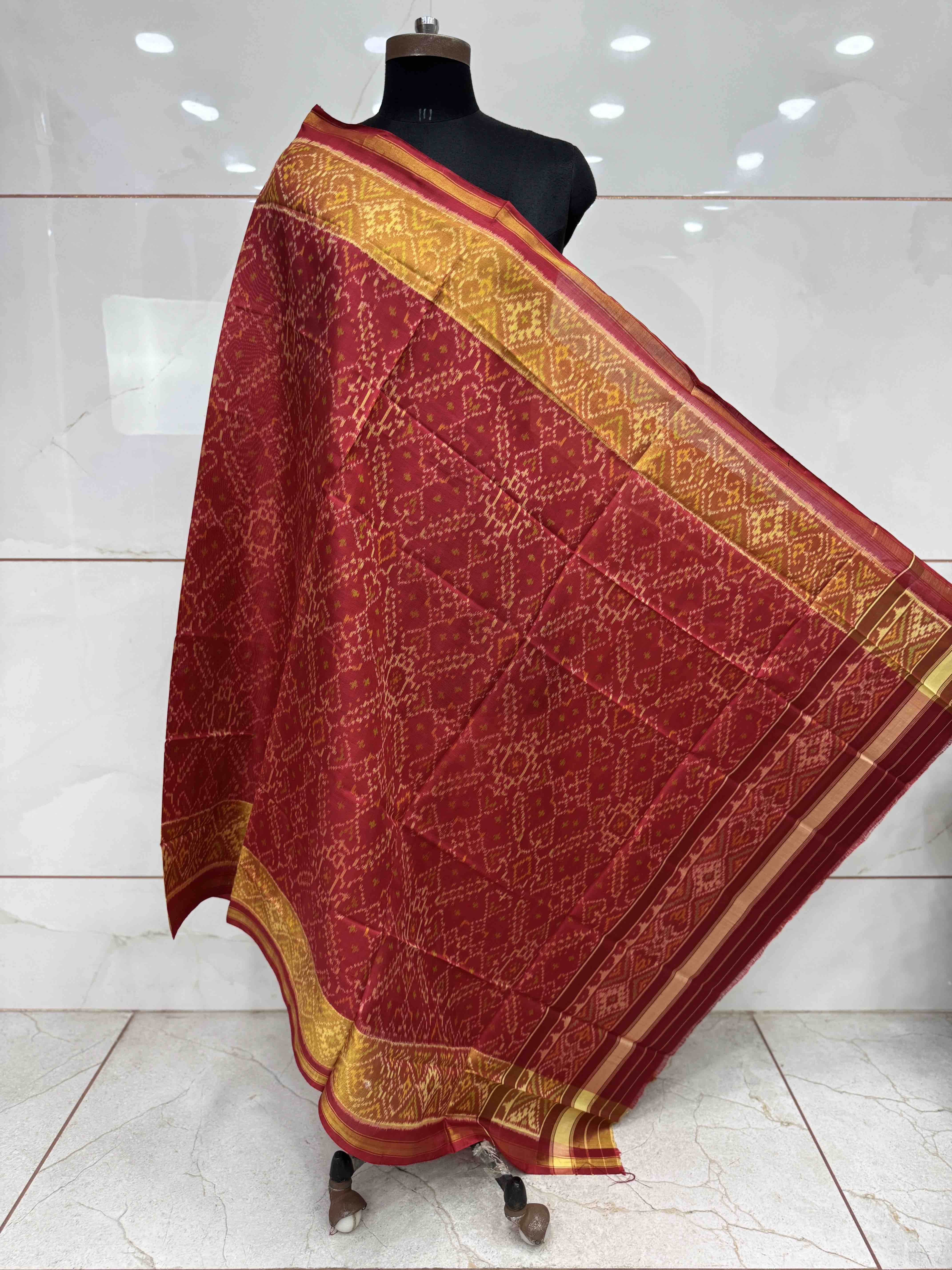 Red & Manekchowk Patola Dupatta
