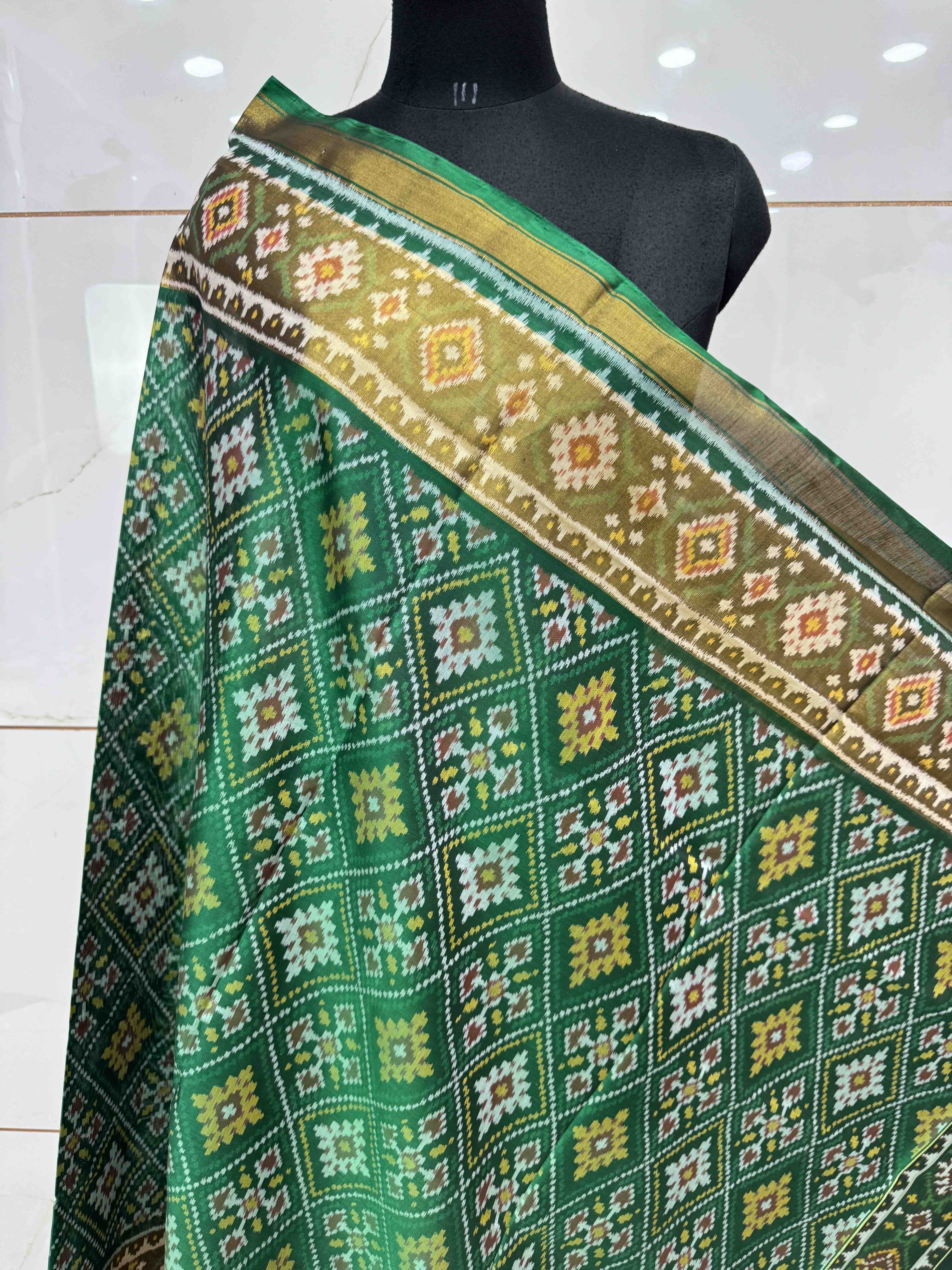Green Shaded Panchanda Patola Dupatta