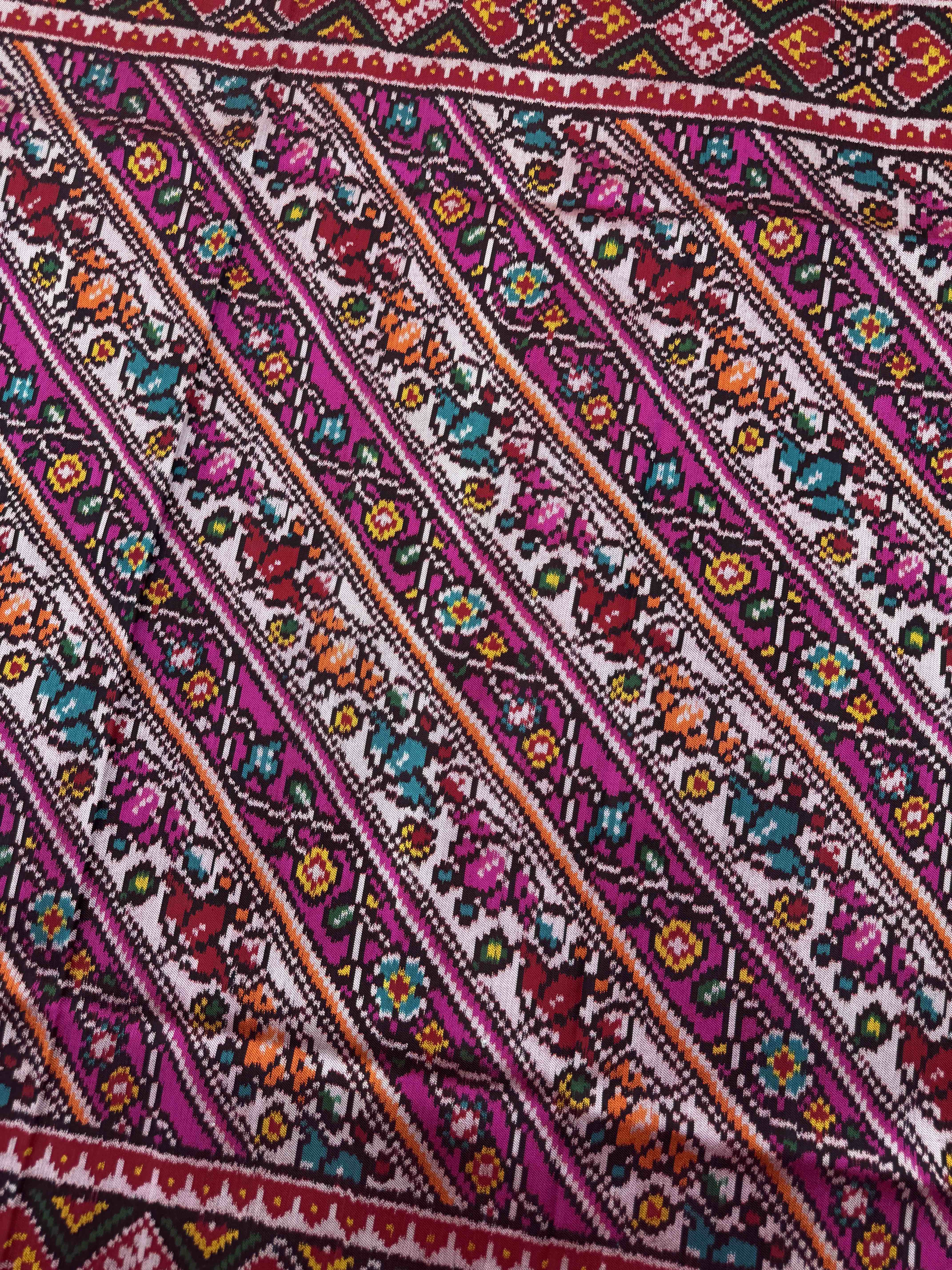 Red & Pink with White Leheriya Flower Twill Patola Saree