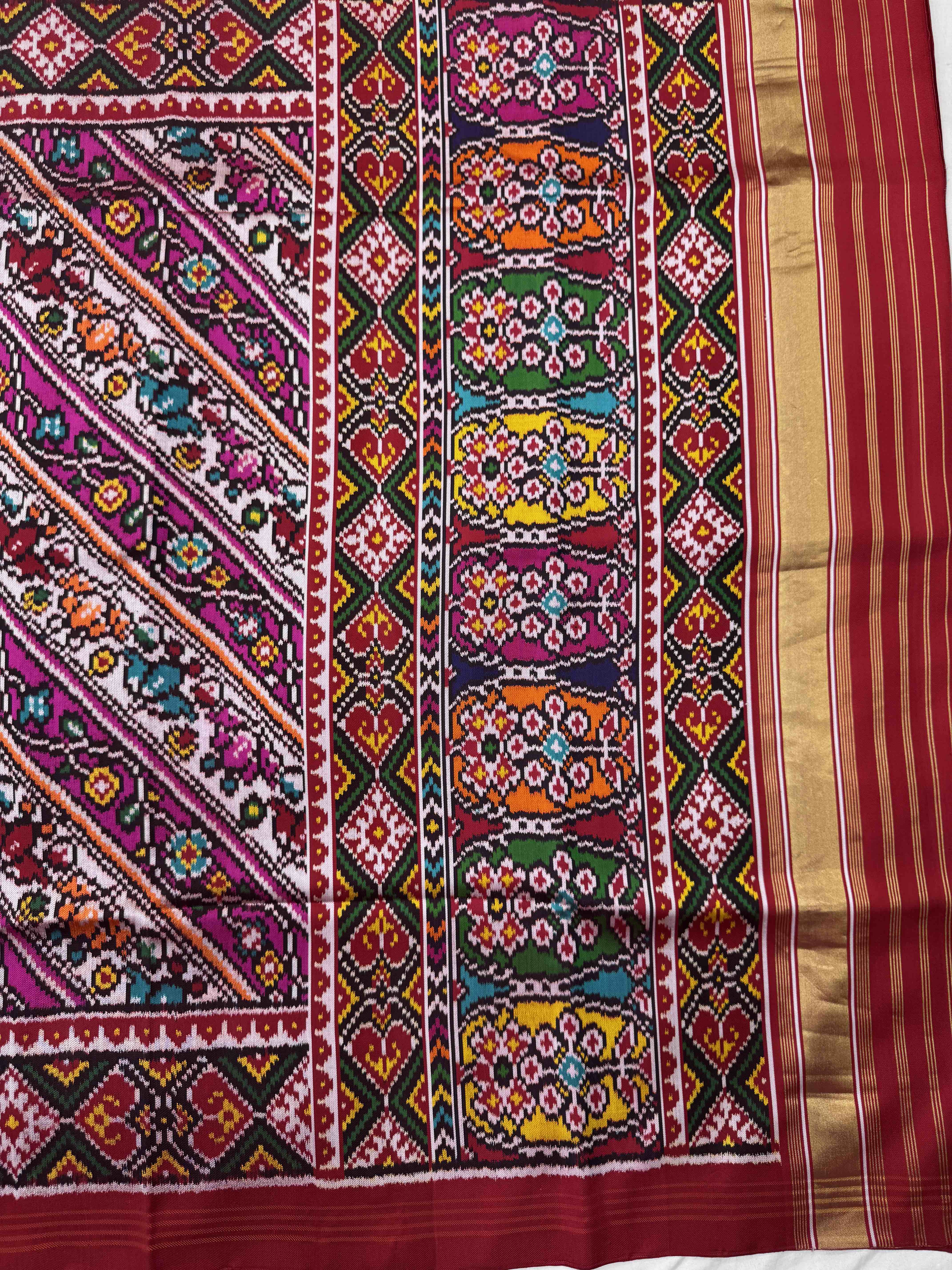 Red & Pink with White Leheriya Flower Twill Patola Saree