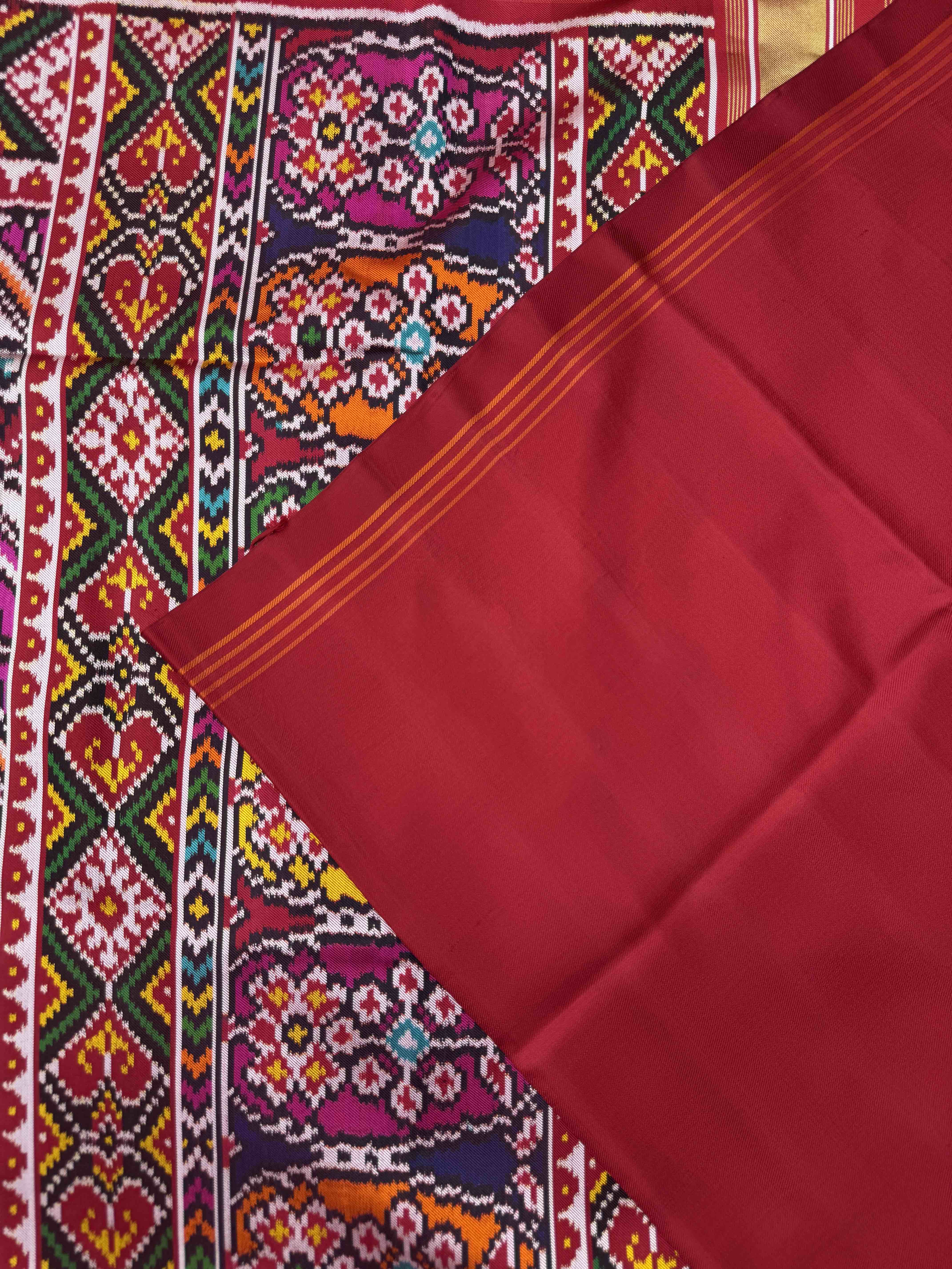Red & Pink with White Leheriya Flower Twill Patola Saree