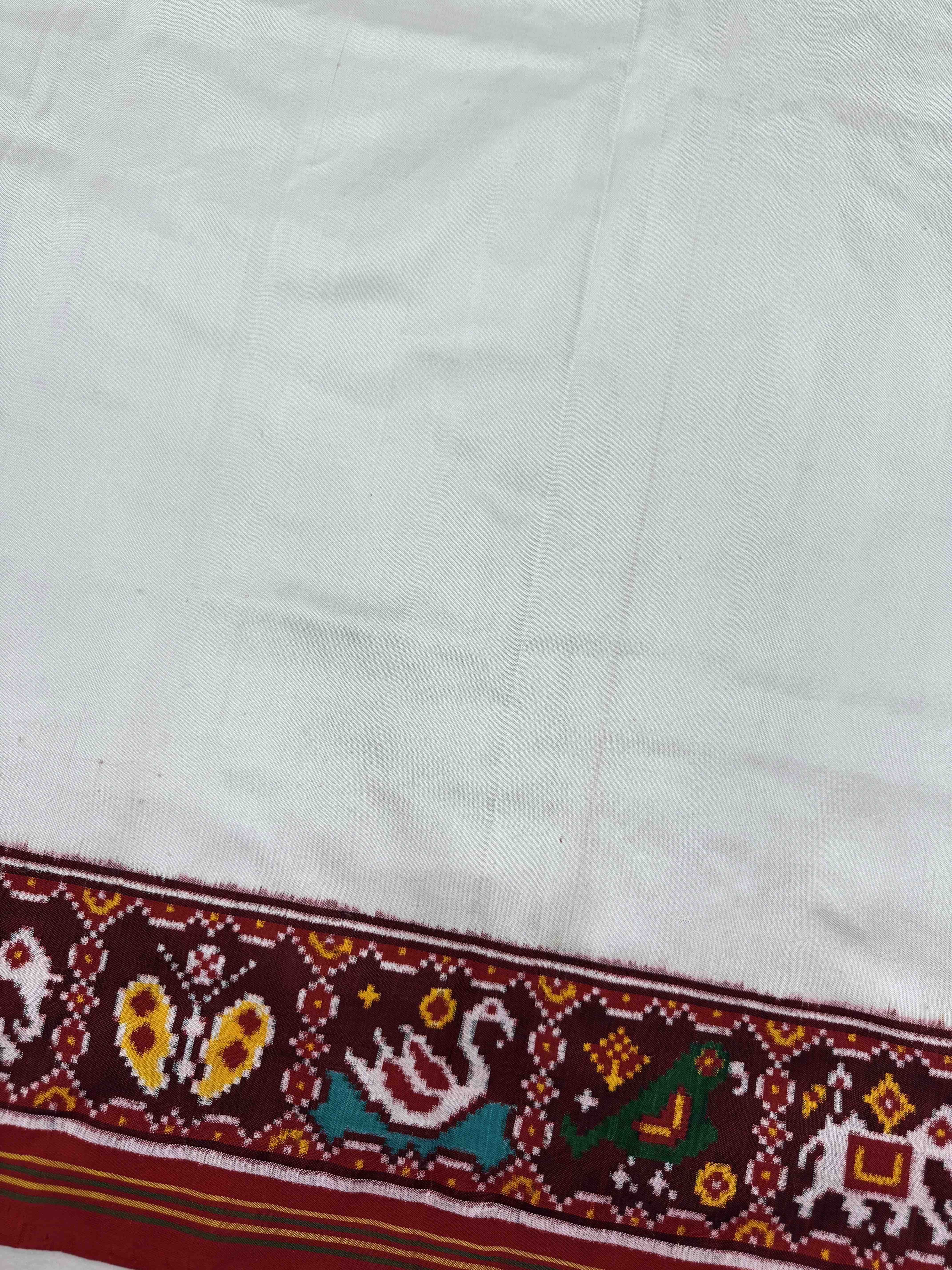 Red & White Plain Double Ikat Patan Patola Saree