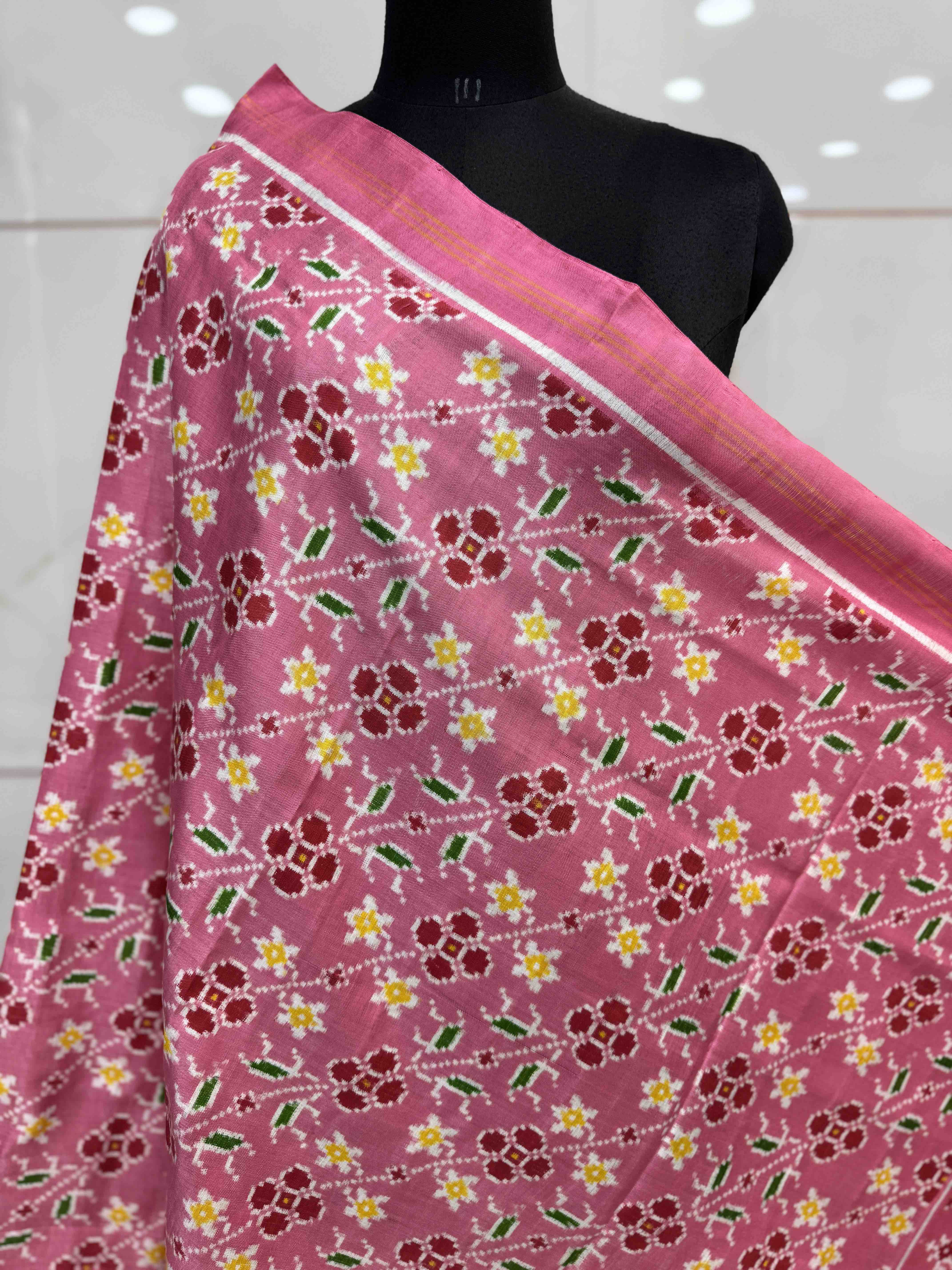 Light Pink Flower Leheriya Double Ikat Patan Patola Dupatta