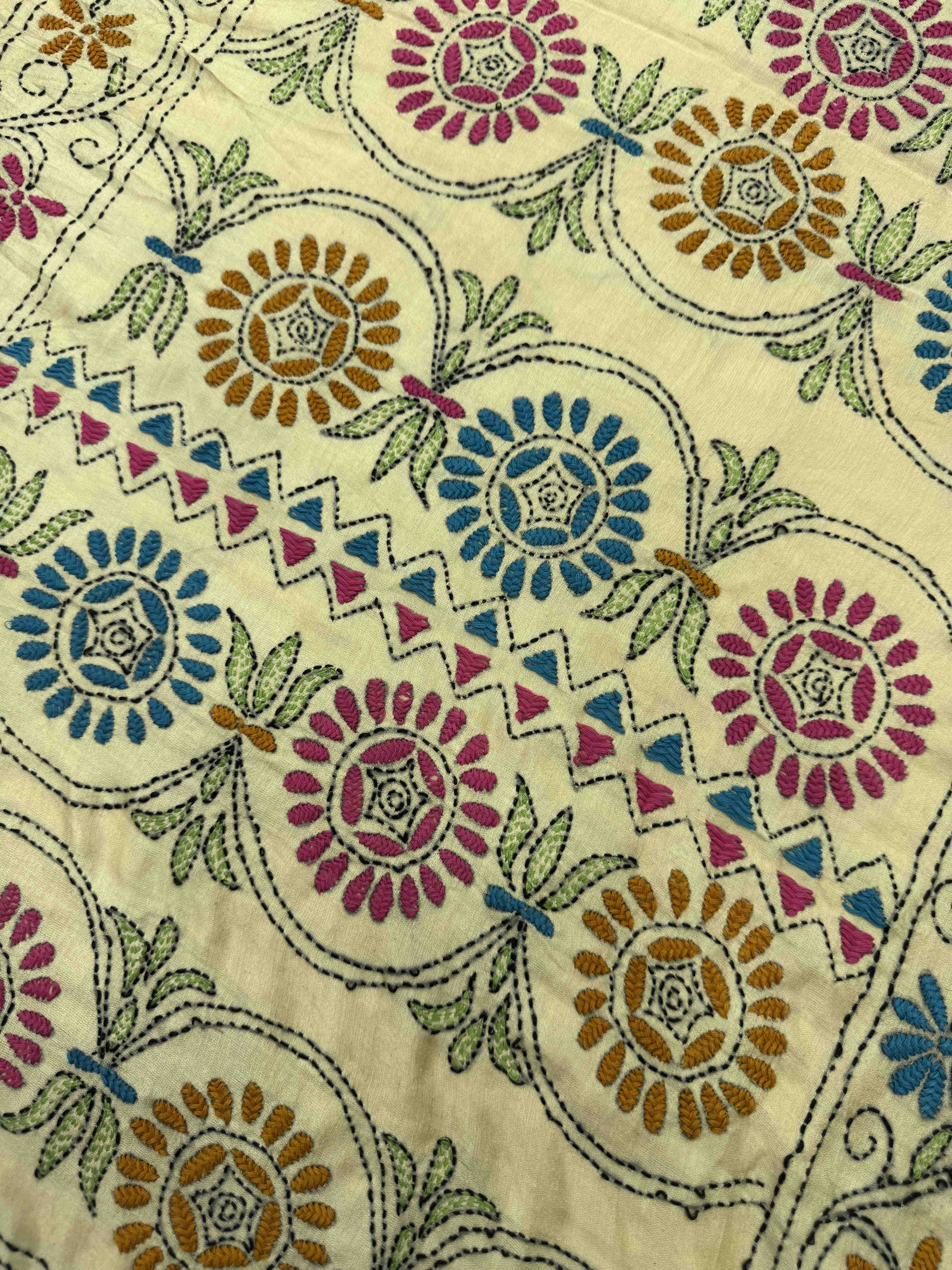 Cream & Magenta Gajji Silk with Kantha Work in Border Pallu Bandhani Saree