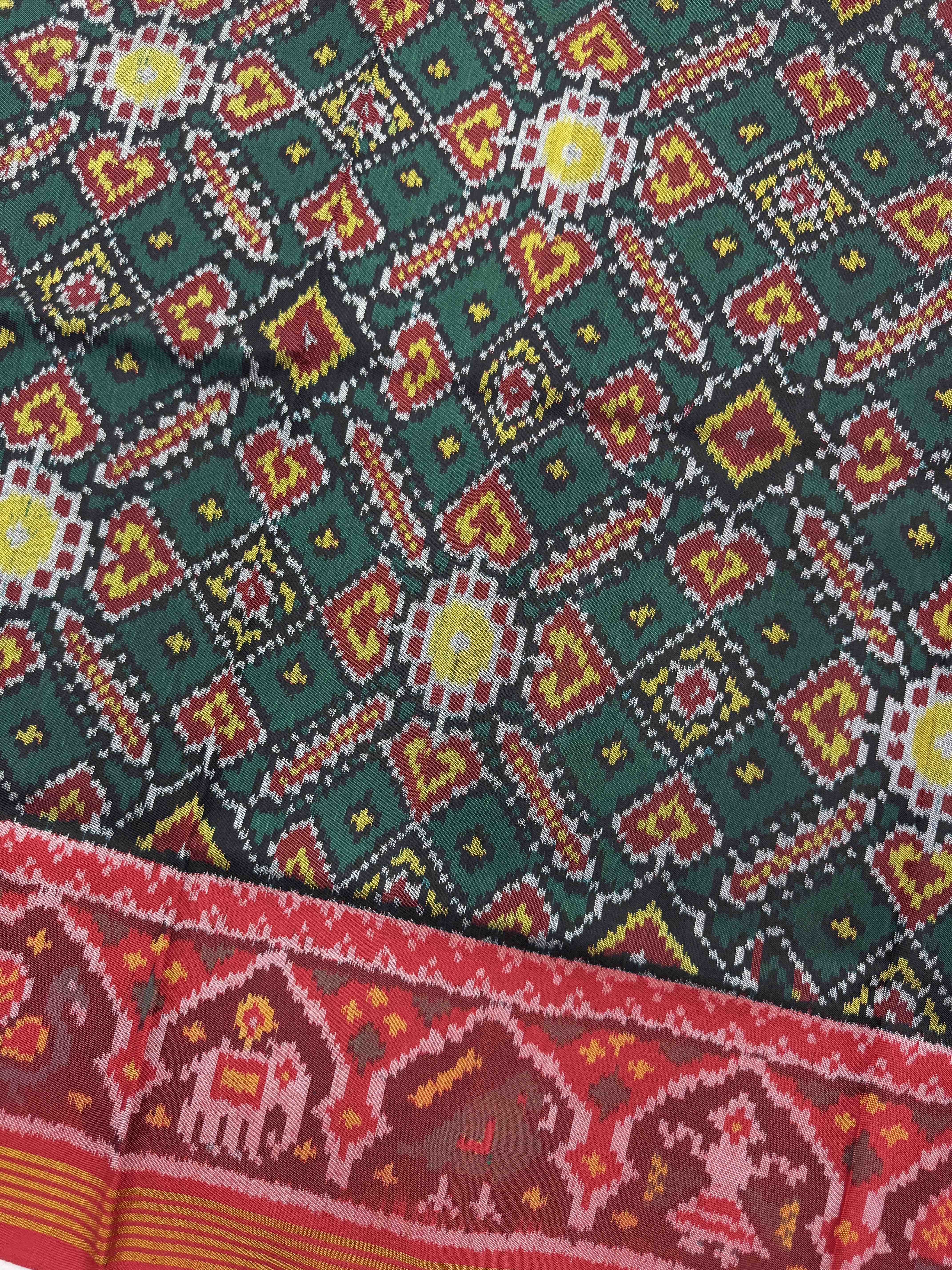 Red & Green Manekchowk Single Ikat Patan Patola Saree