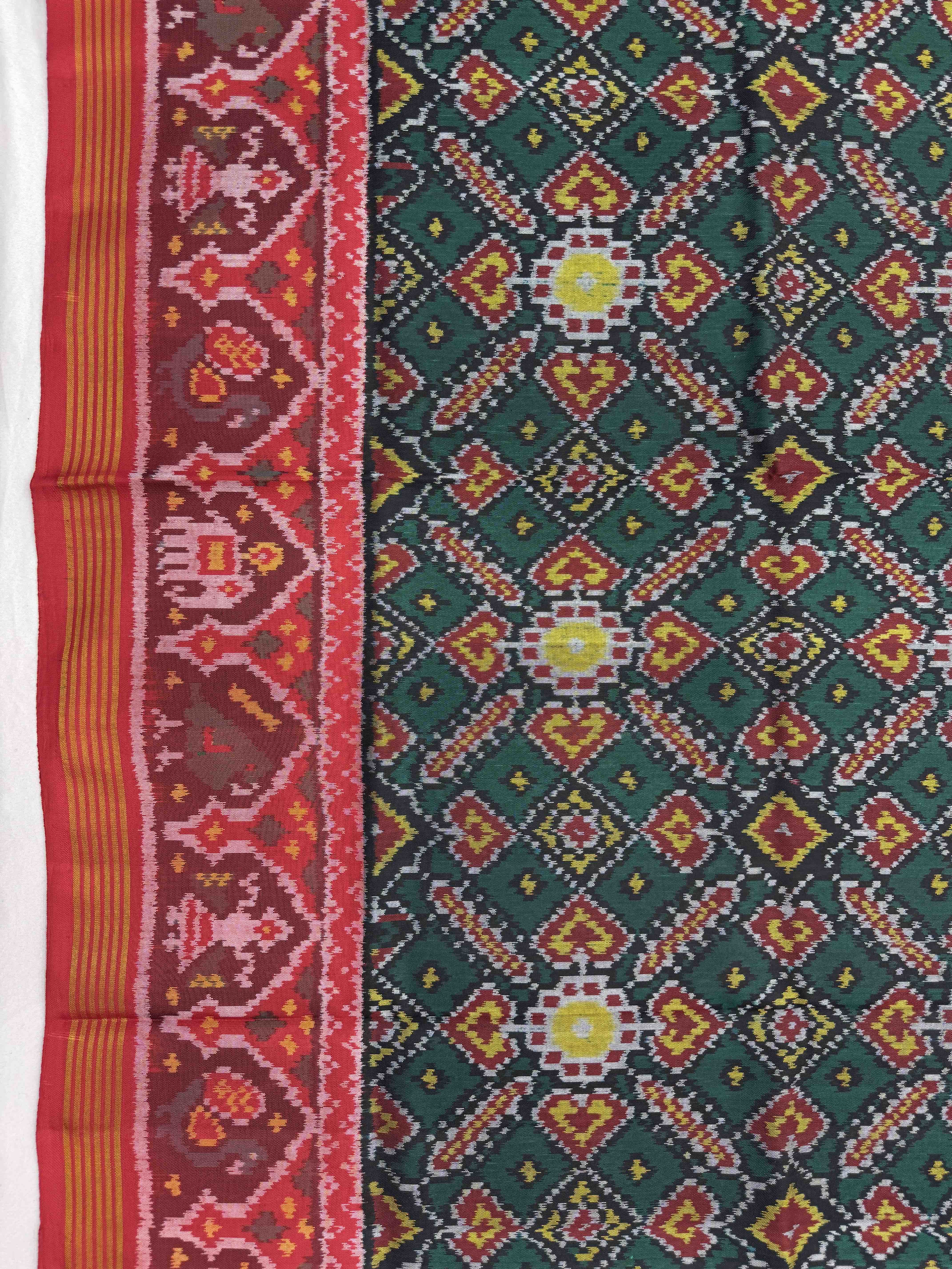 Red & Green Manekchowk Single Ikat Patan Patola Saree