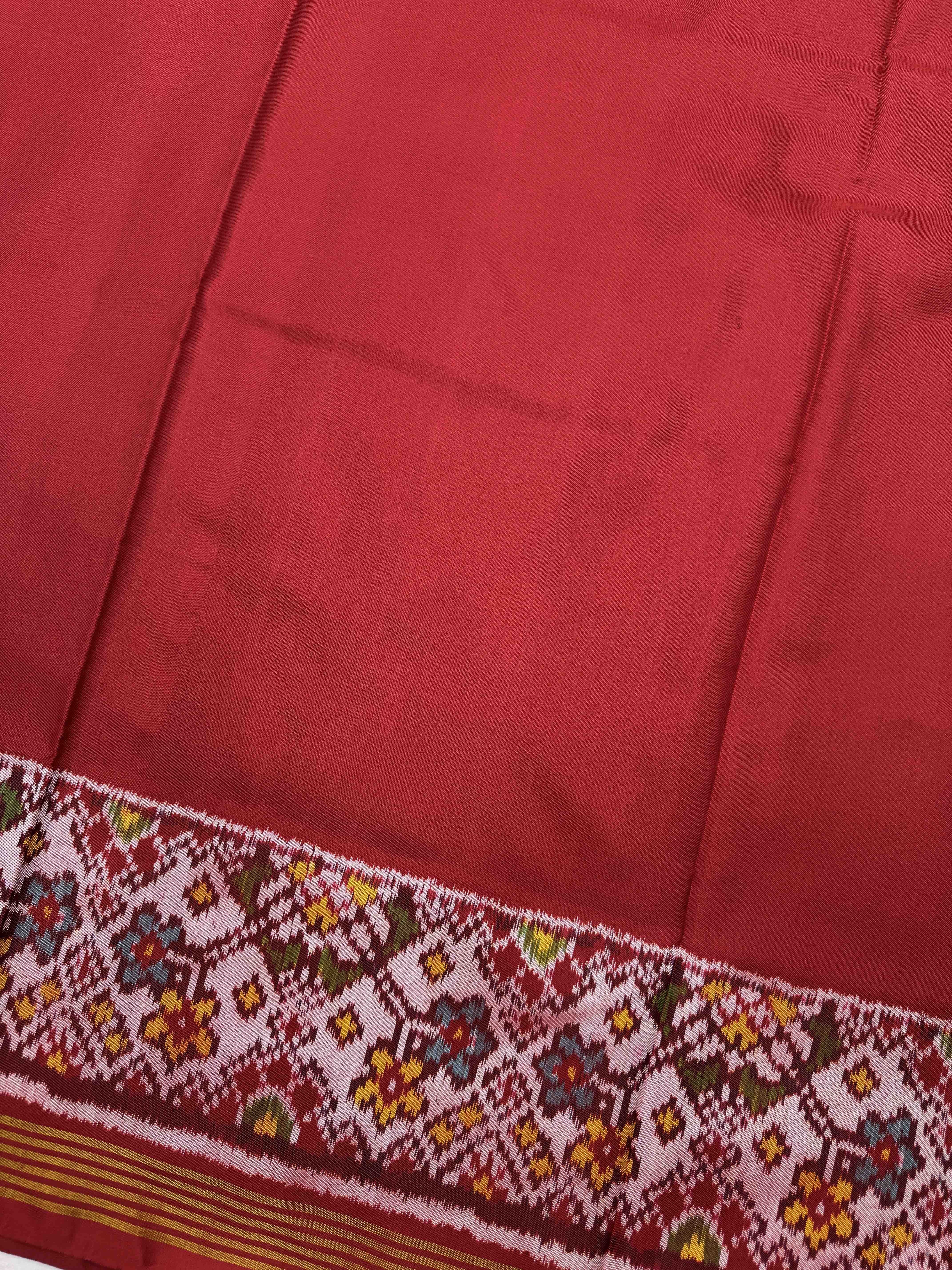Red Plain with Navratan Border Pallu Single Ikat Patan Patola Saree