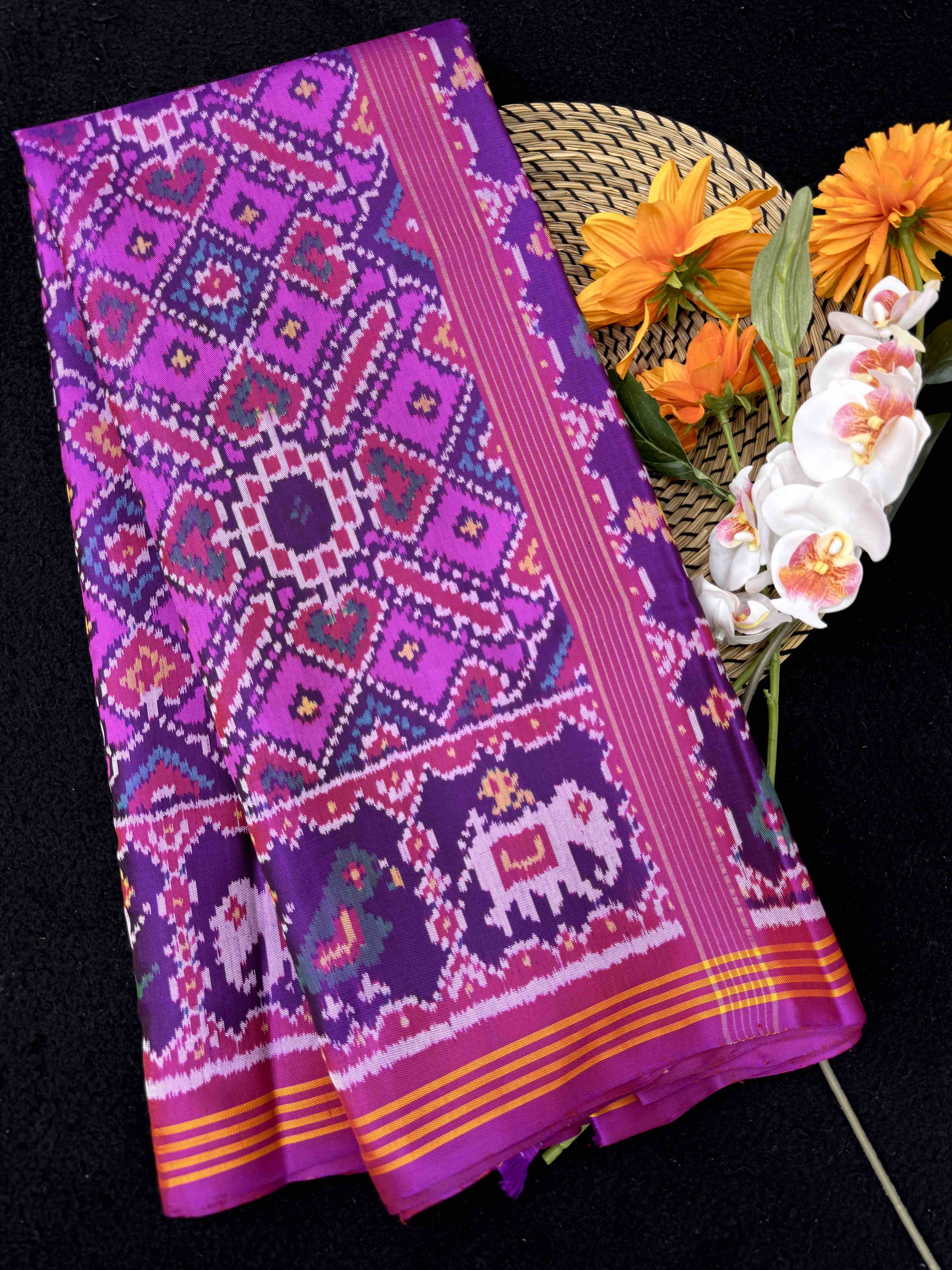 Purple & Pink Manekchowk Single Ikat Patan Patola Saree