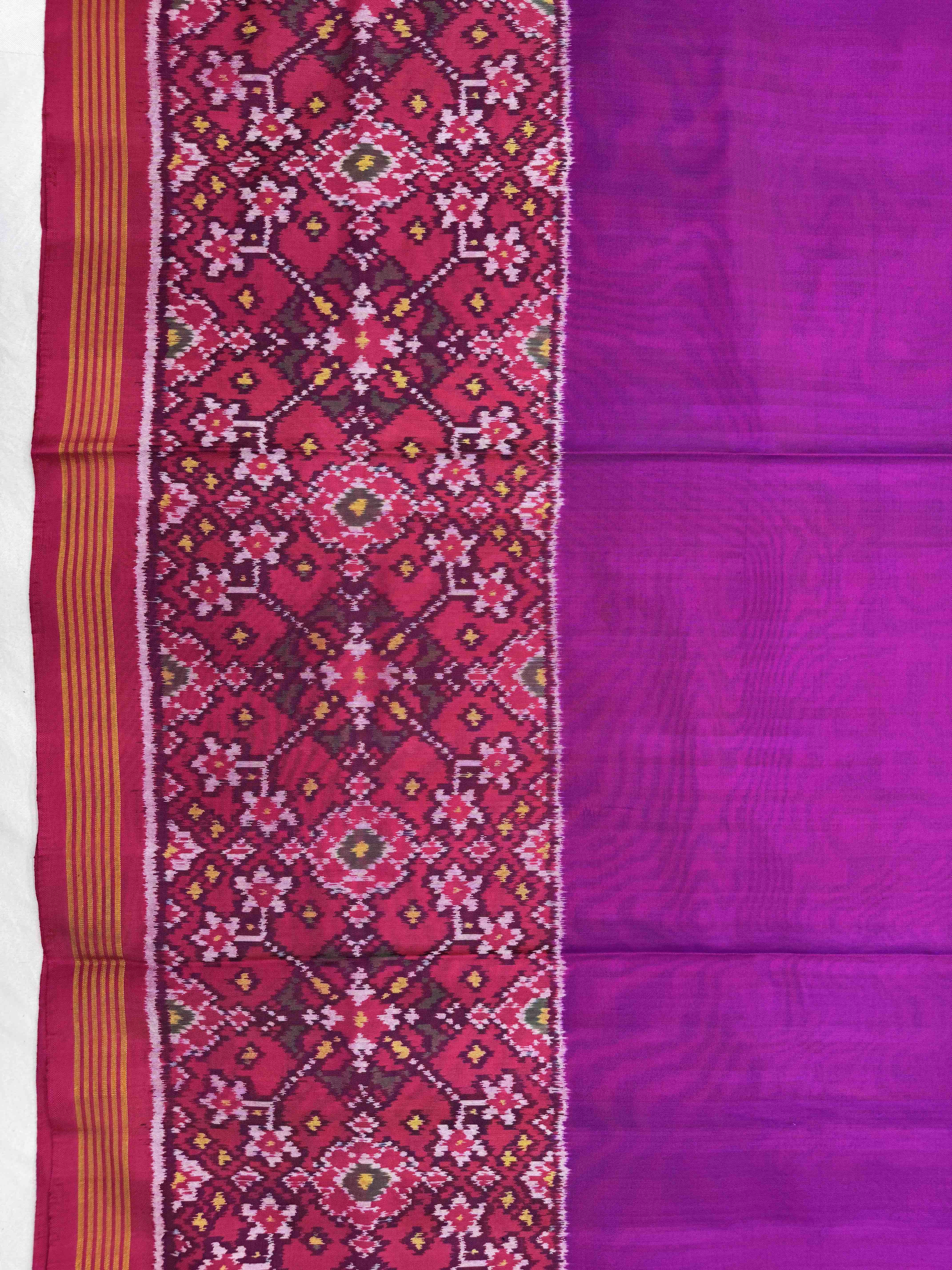 Pink & Purple Plain with Navratan Scut Border Single Ikat Patan Patola Saree
