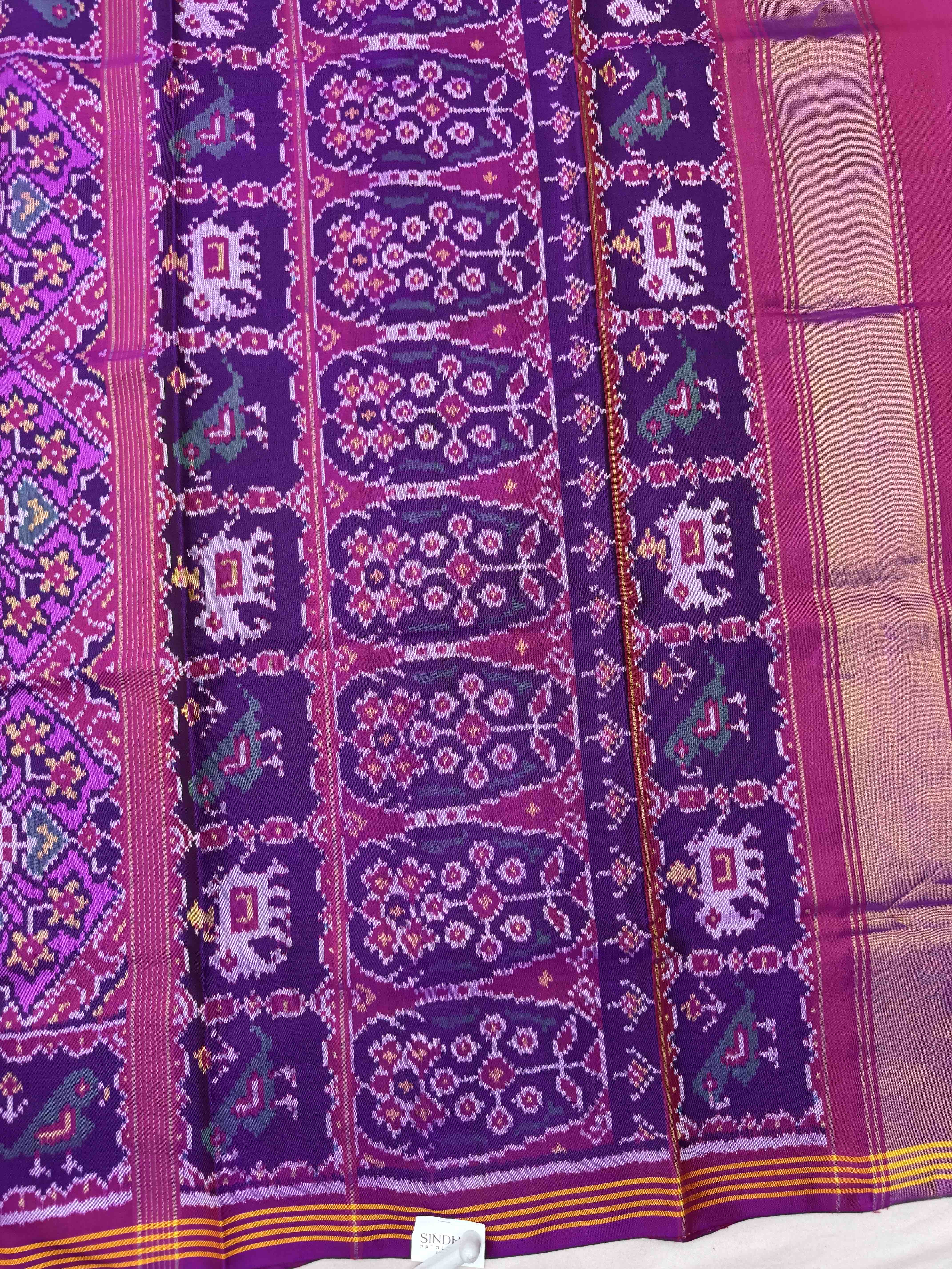 Purple & Pink Manekchowk Single Ikat Patan Patola Saree