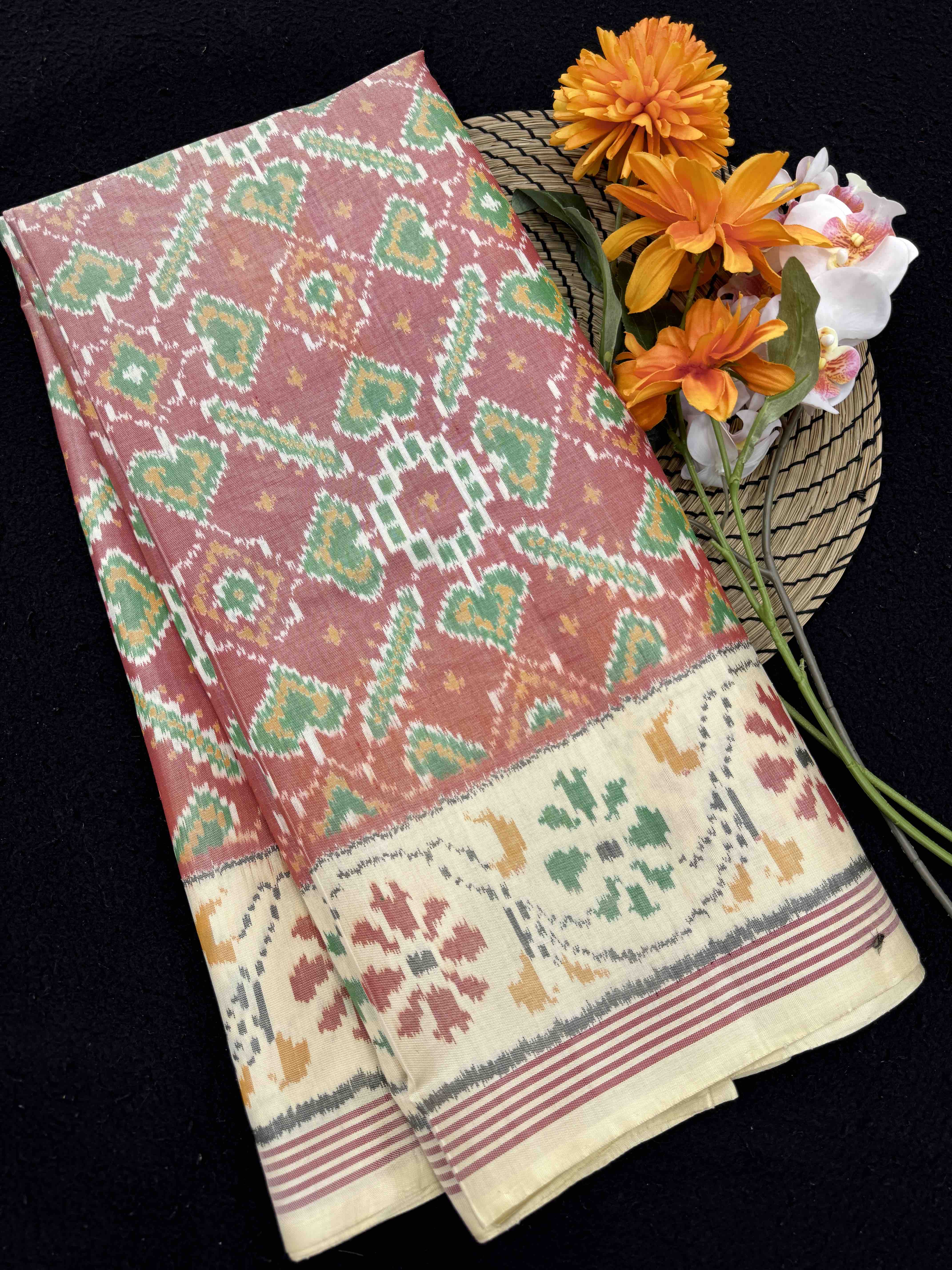 Off White & Rust Manekchowk Single Ikat Patan Patola Saree
