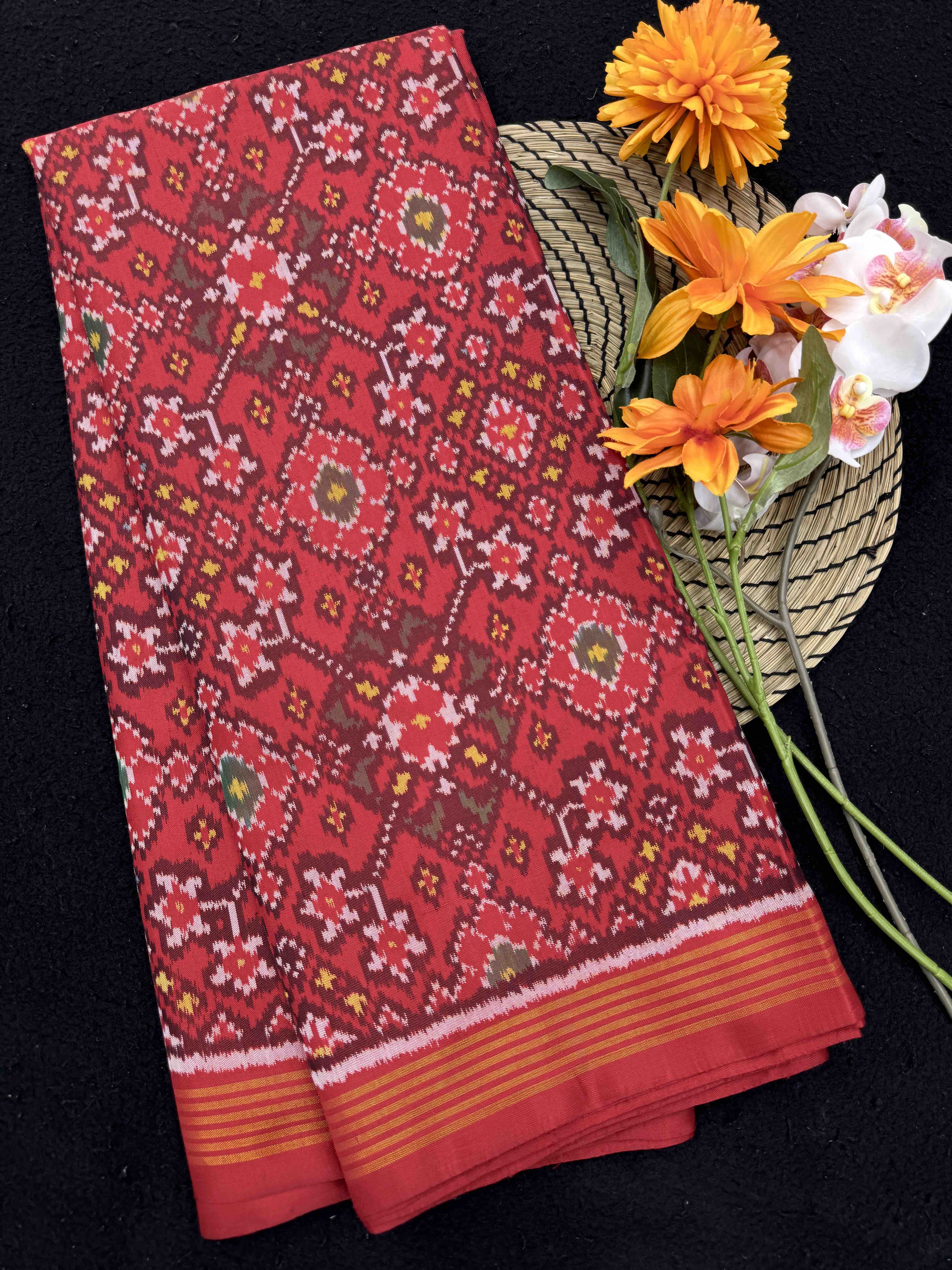 Red Navratan Single Ikat Patan Patola Saree