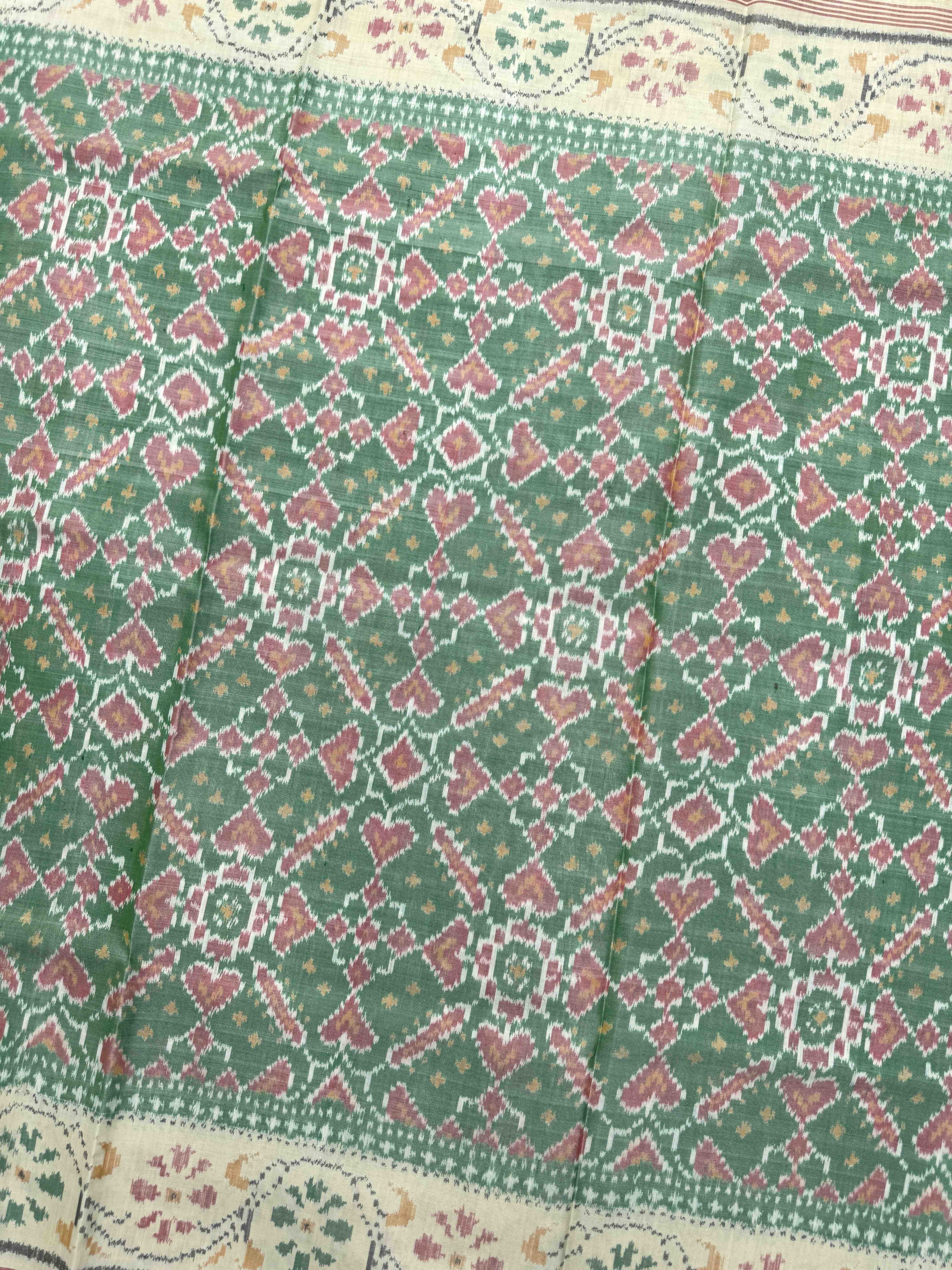 Off White & Light Green Manekchowk Single Ikat Patan Patola Saree