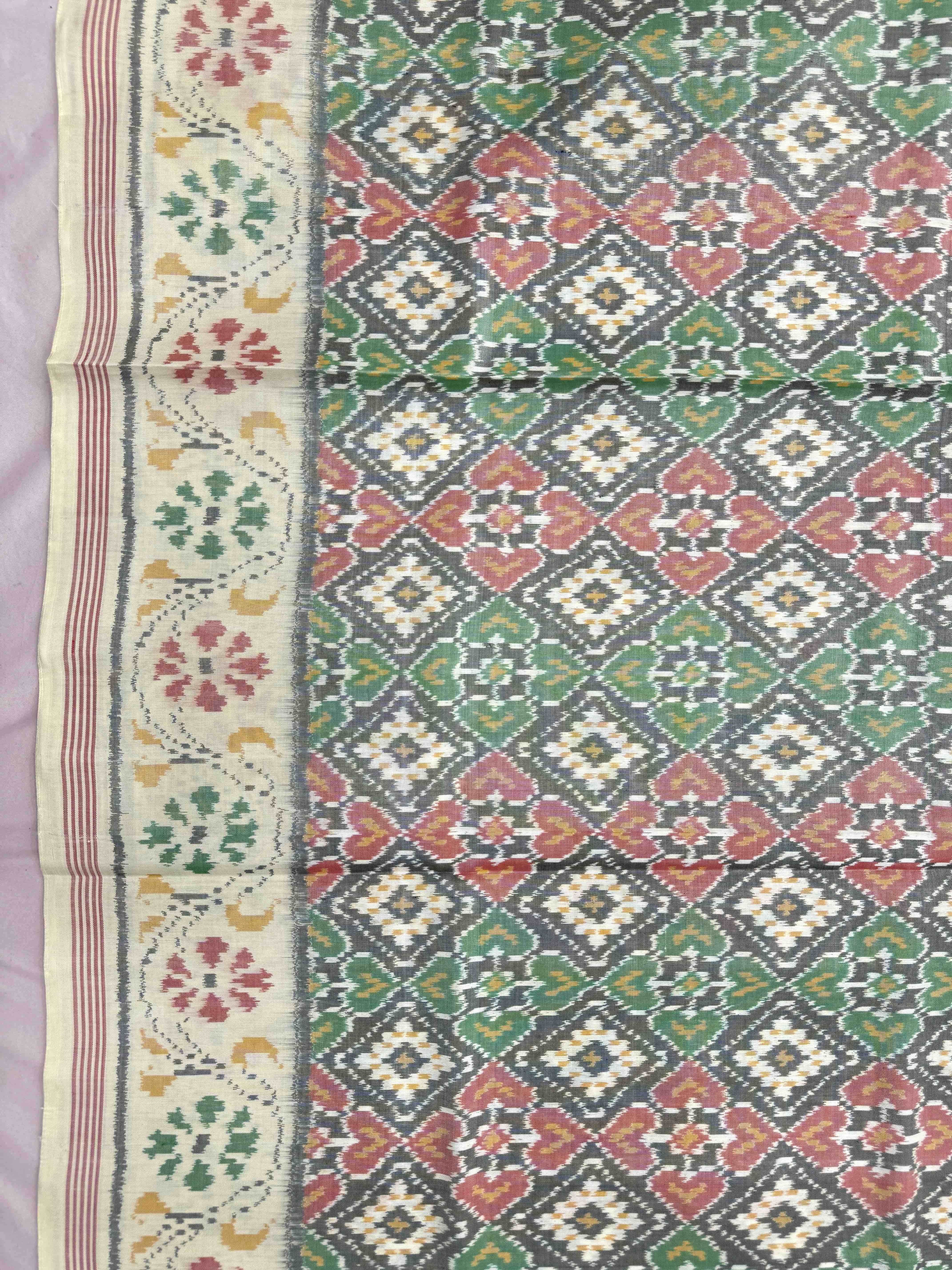Off White & Grey Panchanda Single Ikat Patan Patola Saree