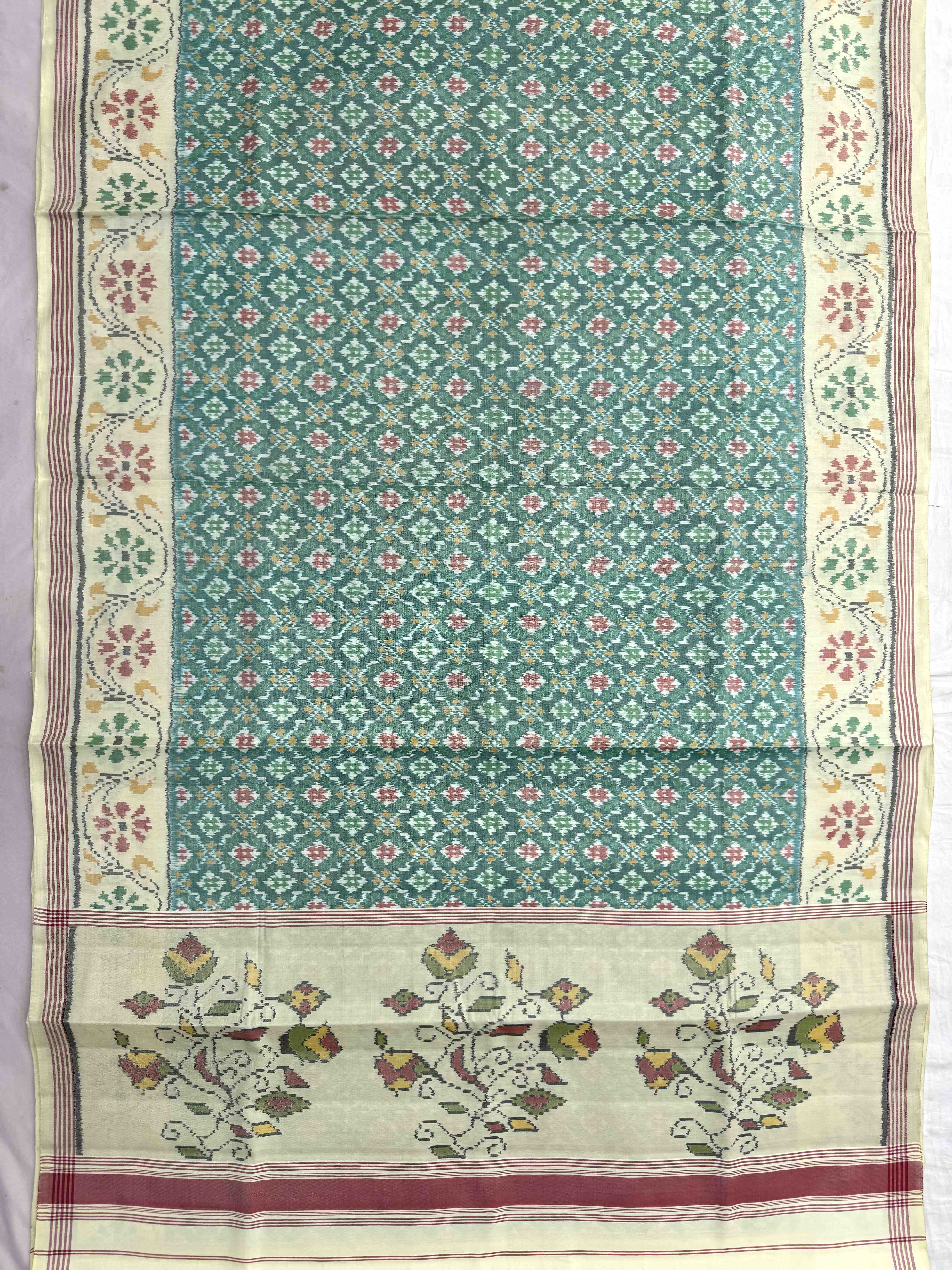 Off White & Light Green Buttonful Single Ikat Patan Patola Saree