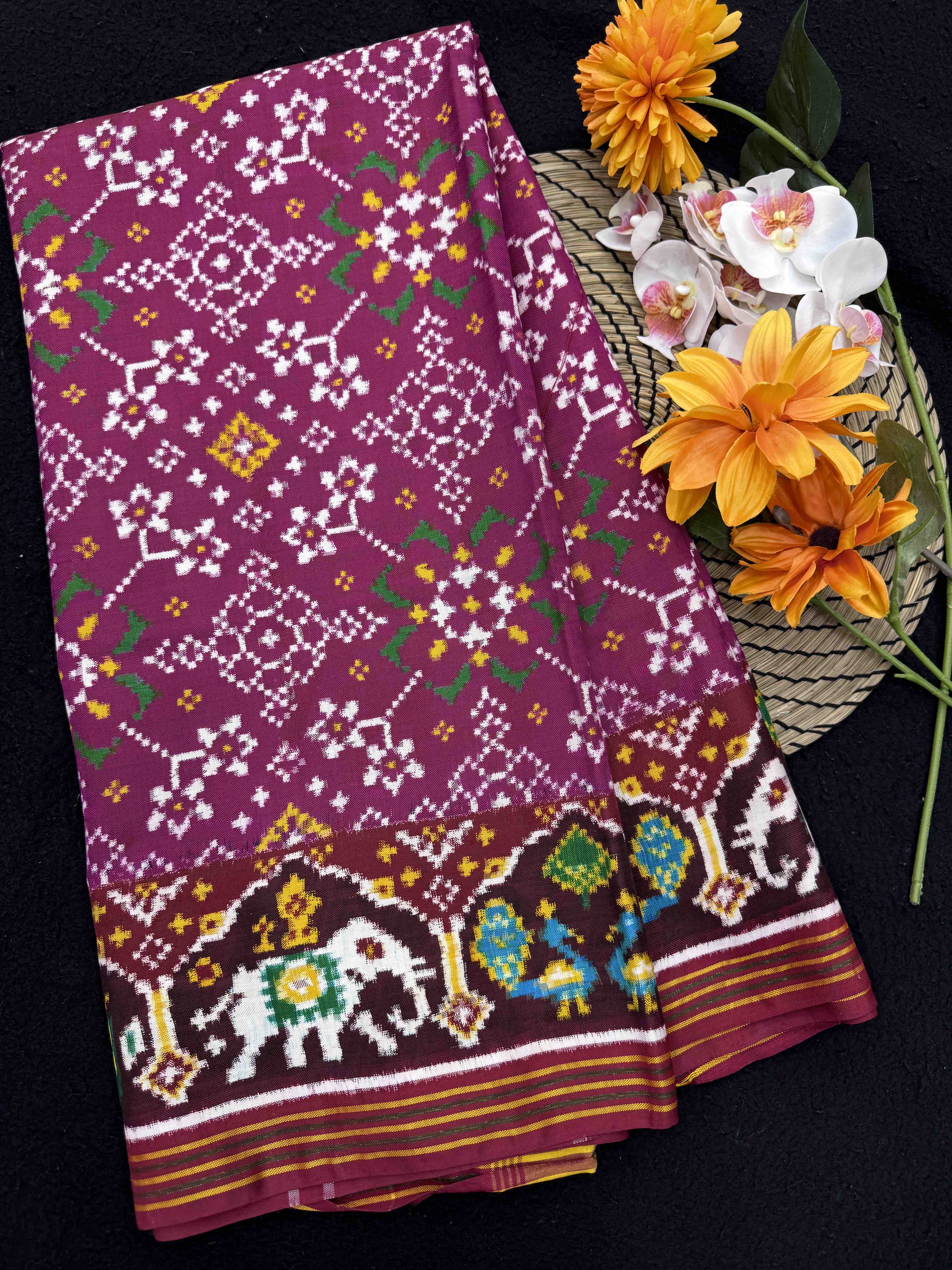 Maroon & Magenta Navratan Double Ikat Patan Patola Saree