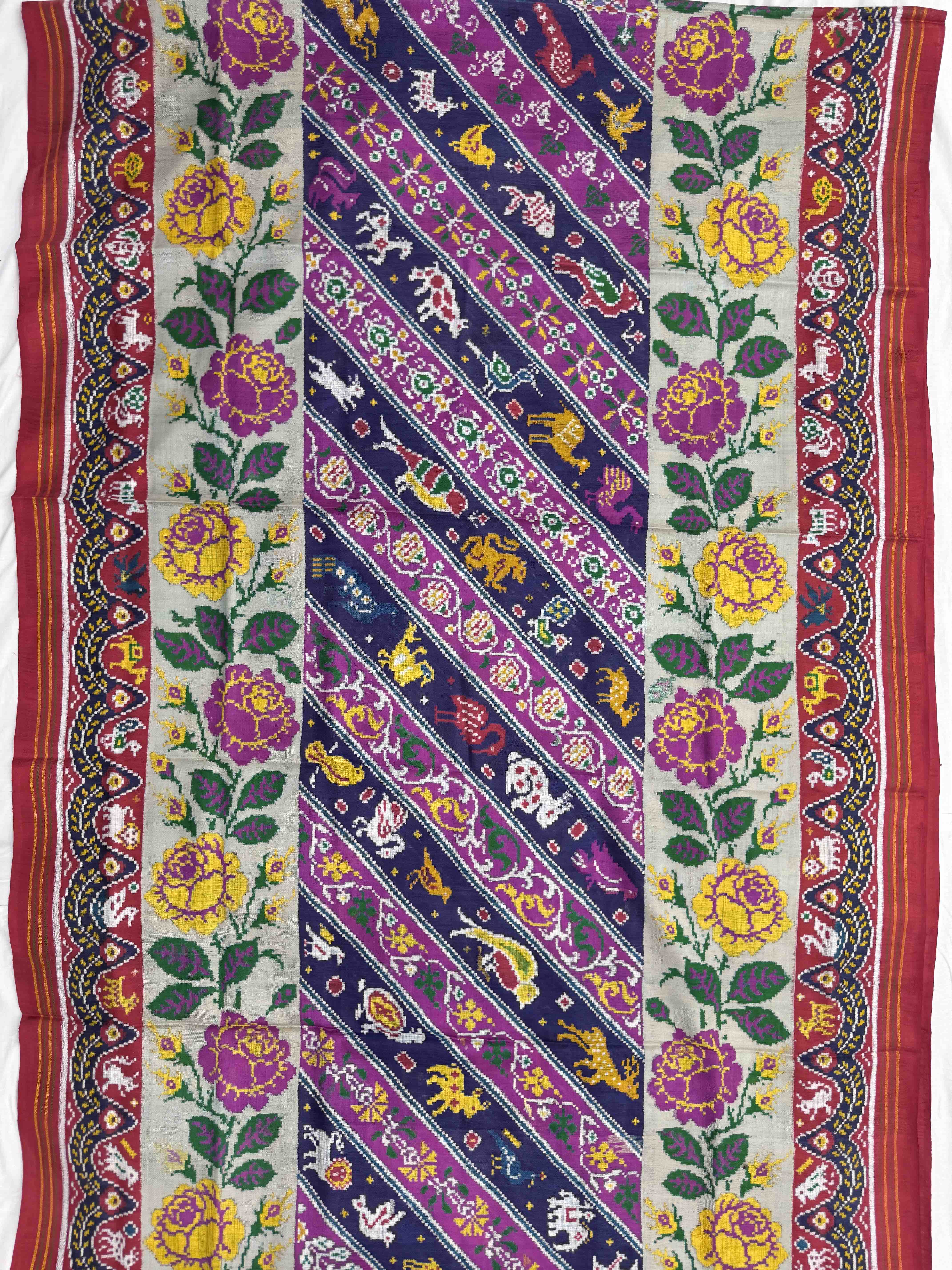 Red & Multicolor 80 Figure Narikunj Flower Double Ikat Patan Patola Saree