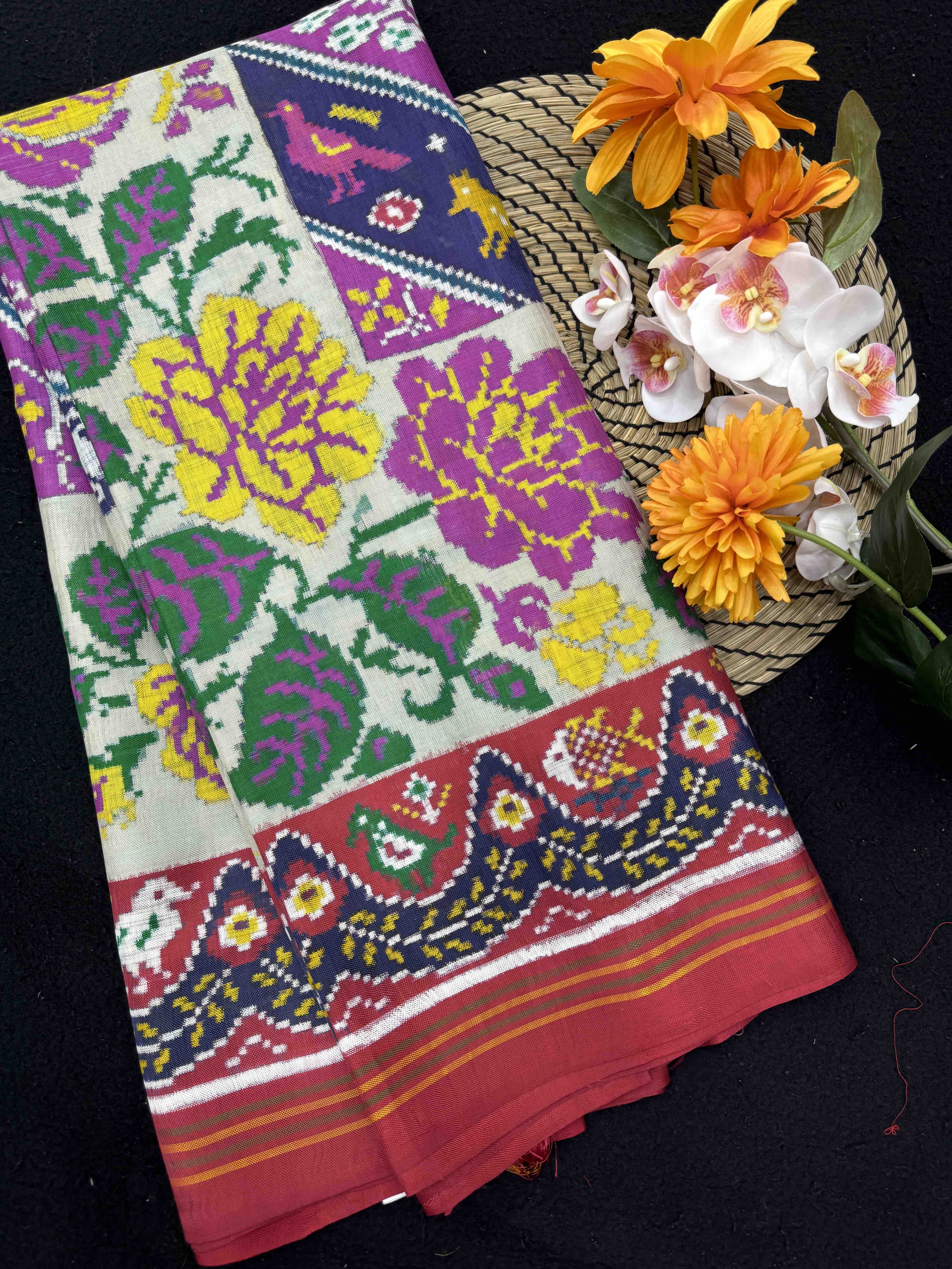 Red & Multicolor 80 Figure Narikunj Flower Double Ikat Patan Patola Saree