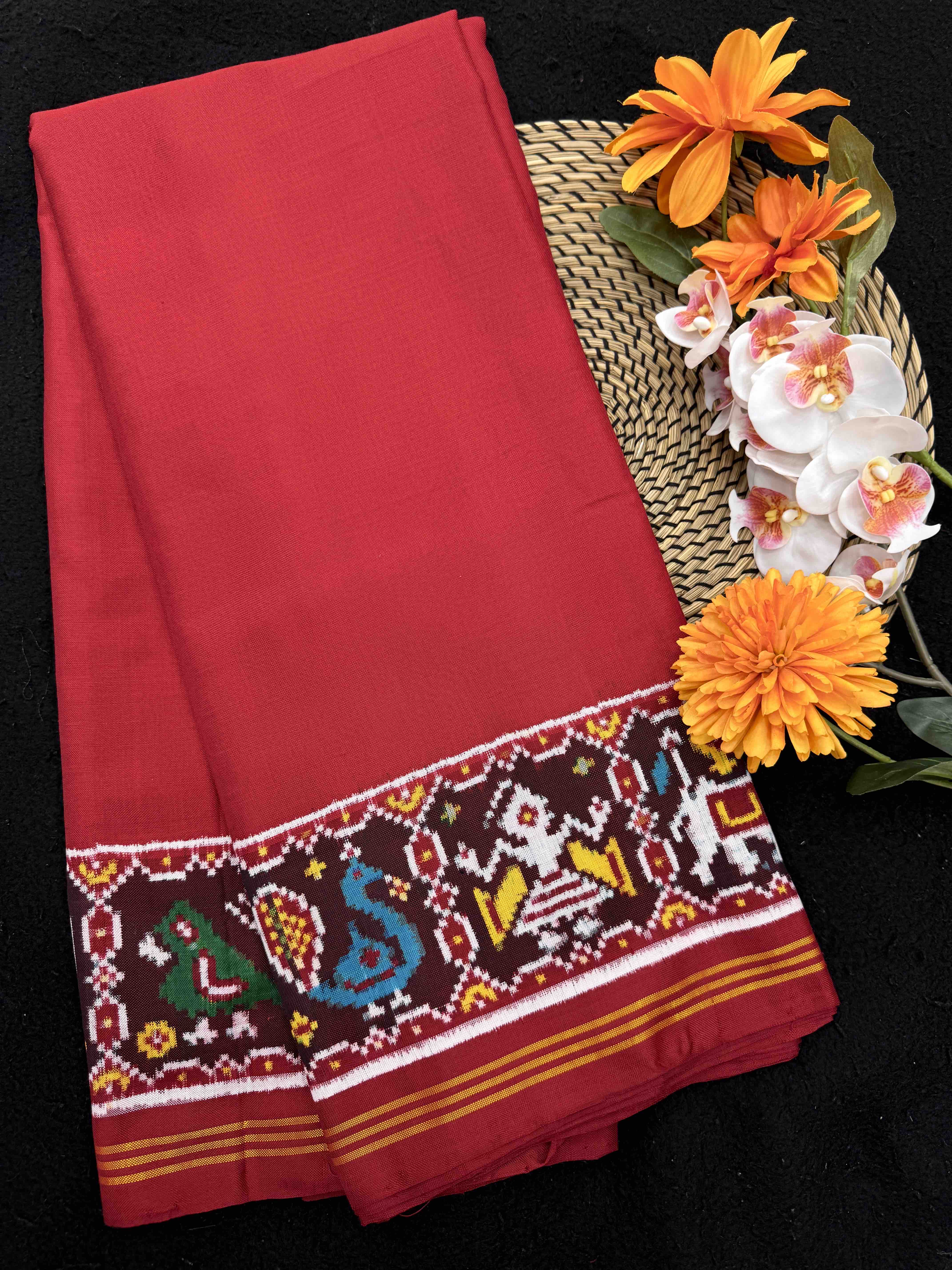 Red Plain with Narikunj Border Pallu Double Ikat Patan Patola Saree