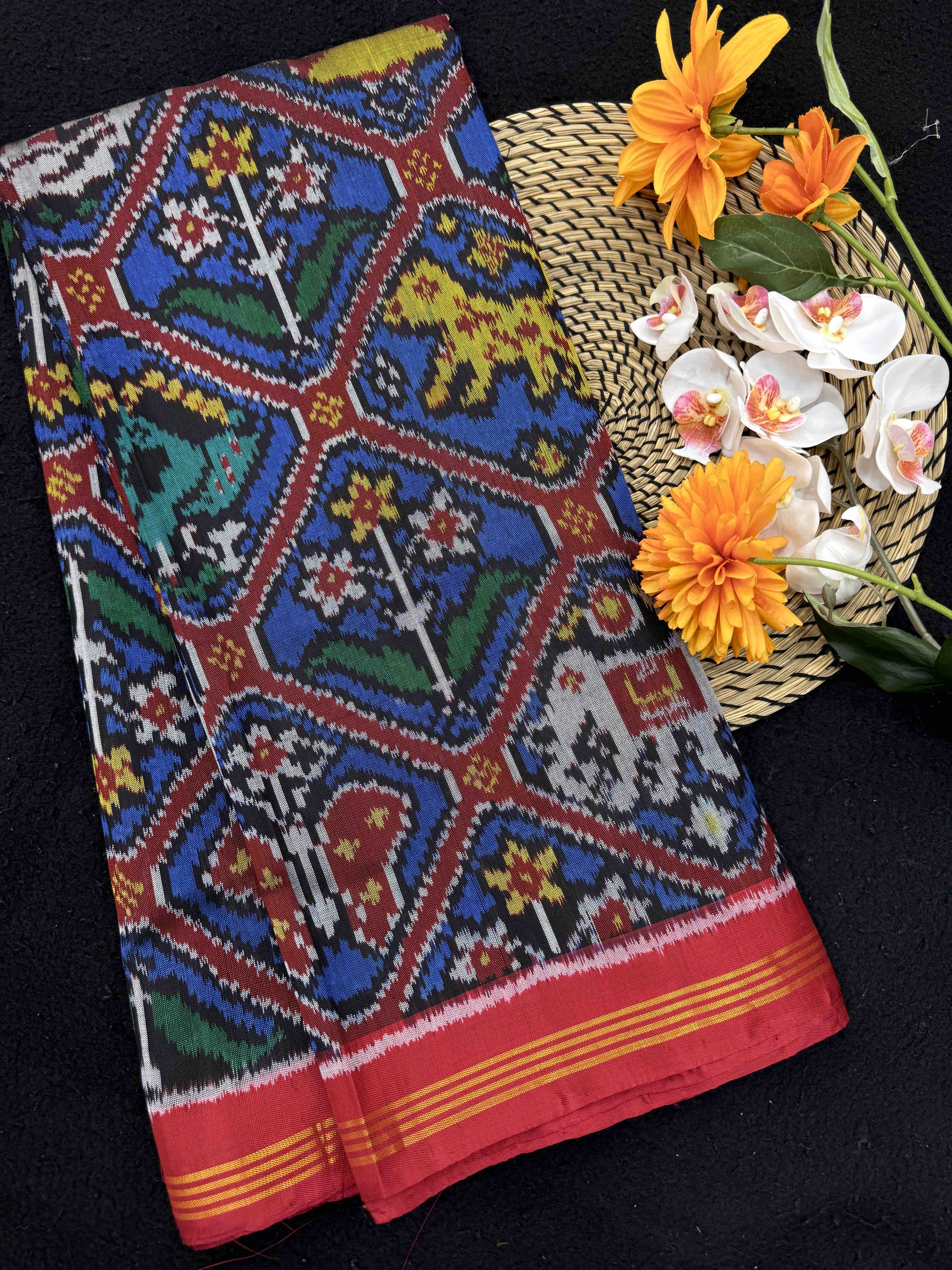 Red & Blue Narikunj Single Ikat Patan Patola Saree