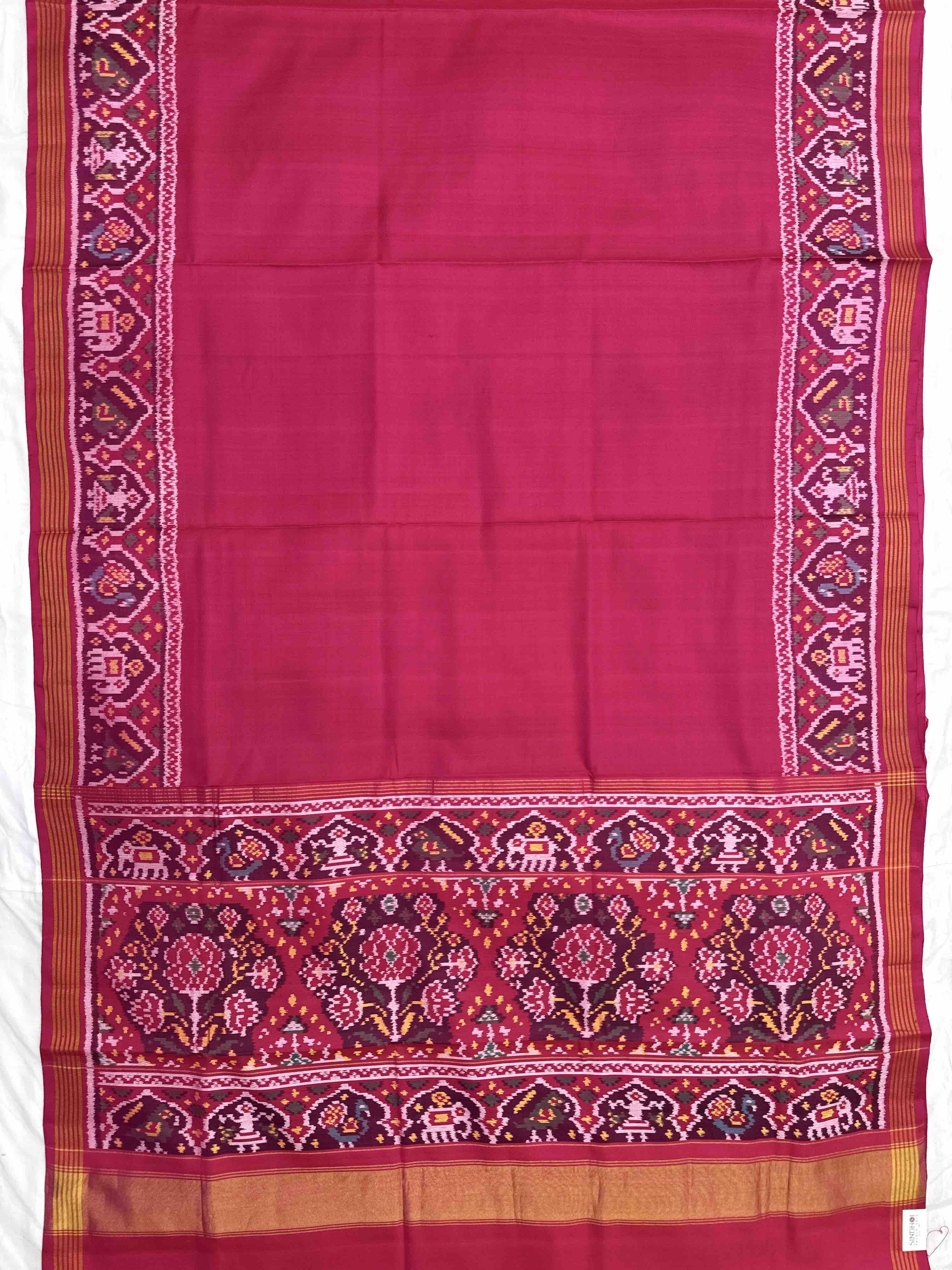 Pink Plain with Flower Pallu Single Ikat Patan Patola Saree