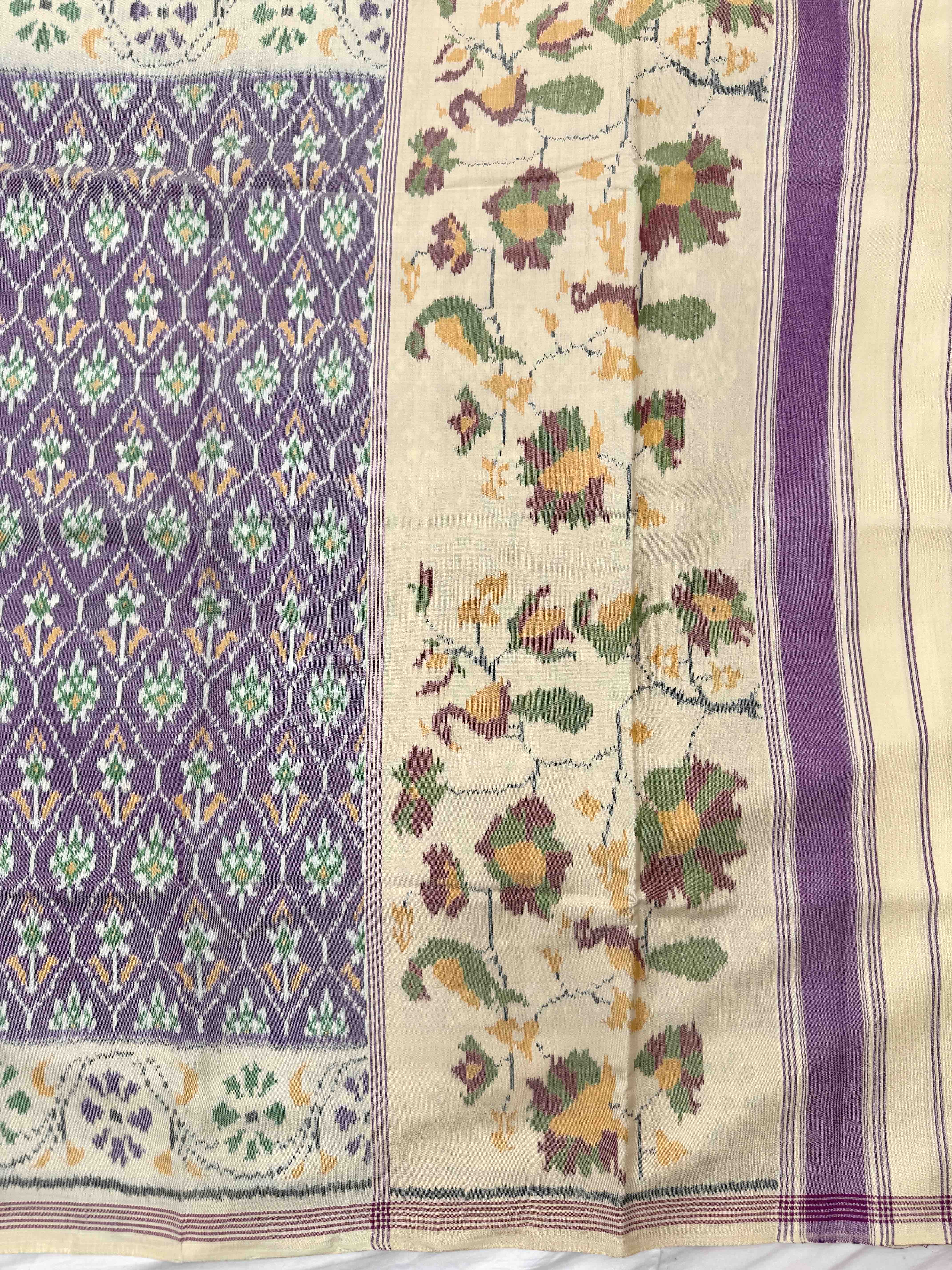 Off White Light Purple Flower Single Ikat Patan Patola Saree