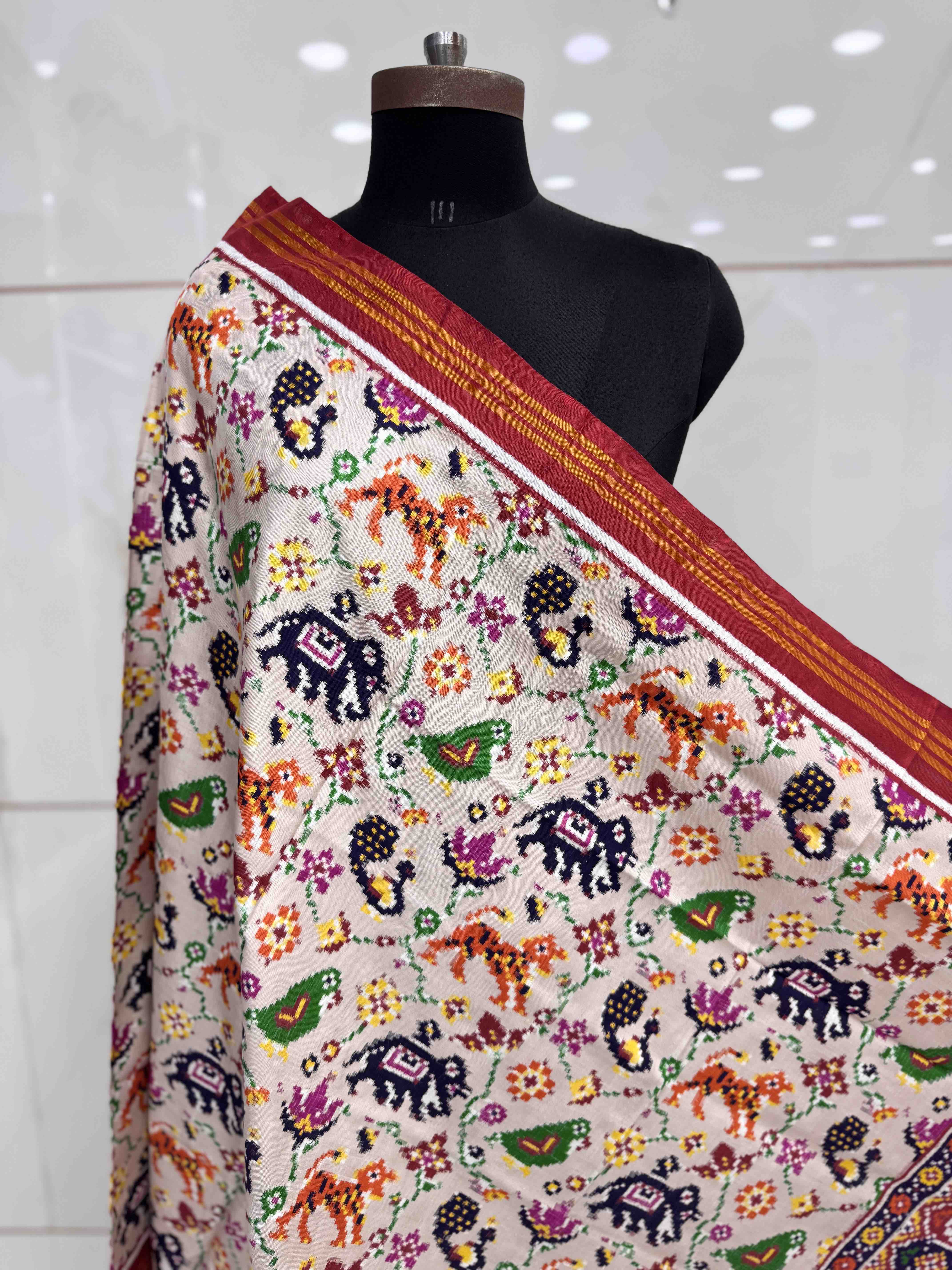 Red & Cream Narikunj Leaves Double Ikat Patan Patola Dupatta
