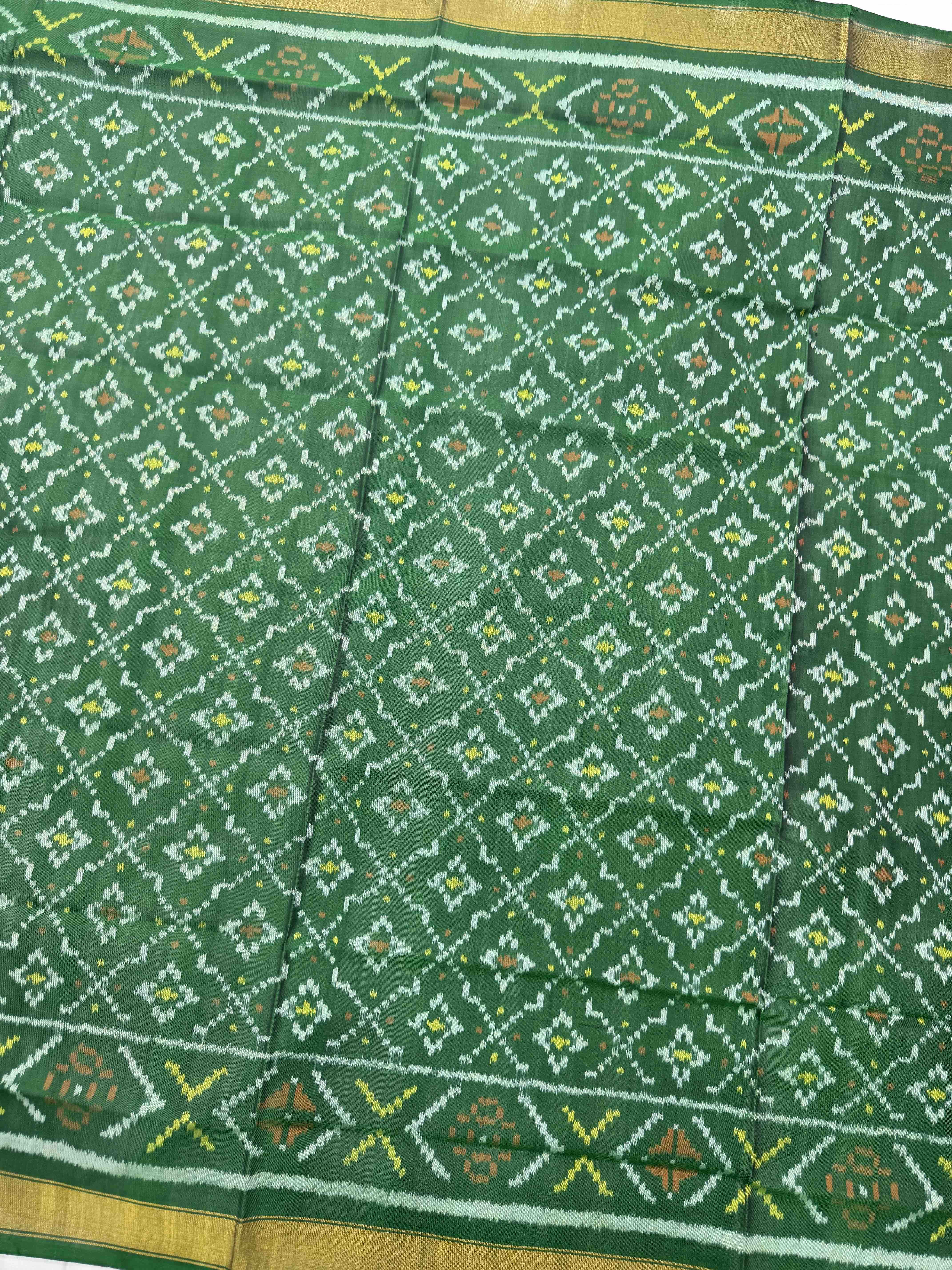 Green Buttonful Single Ikat Patola Dupatta