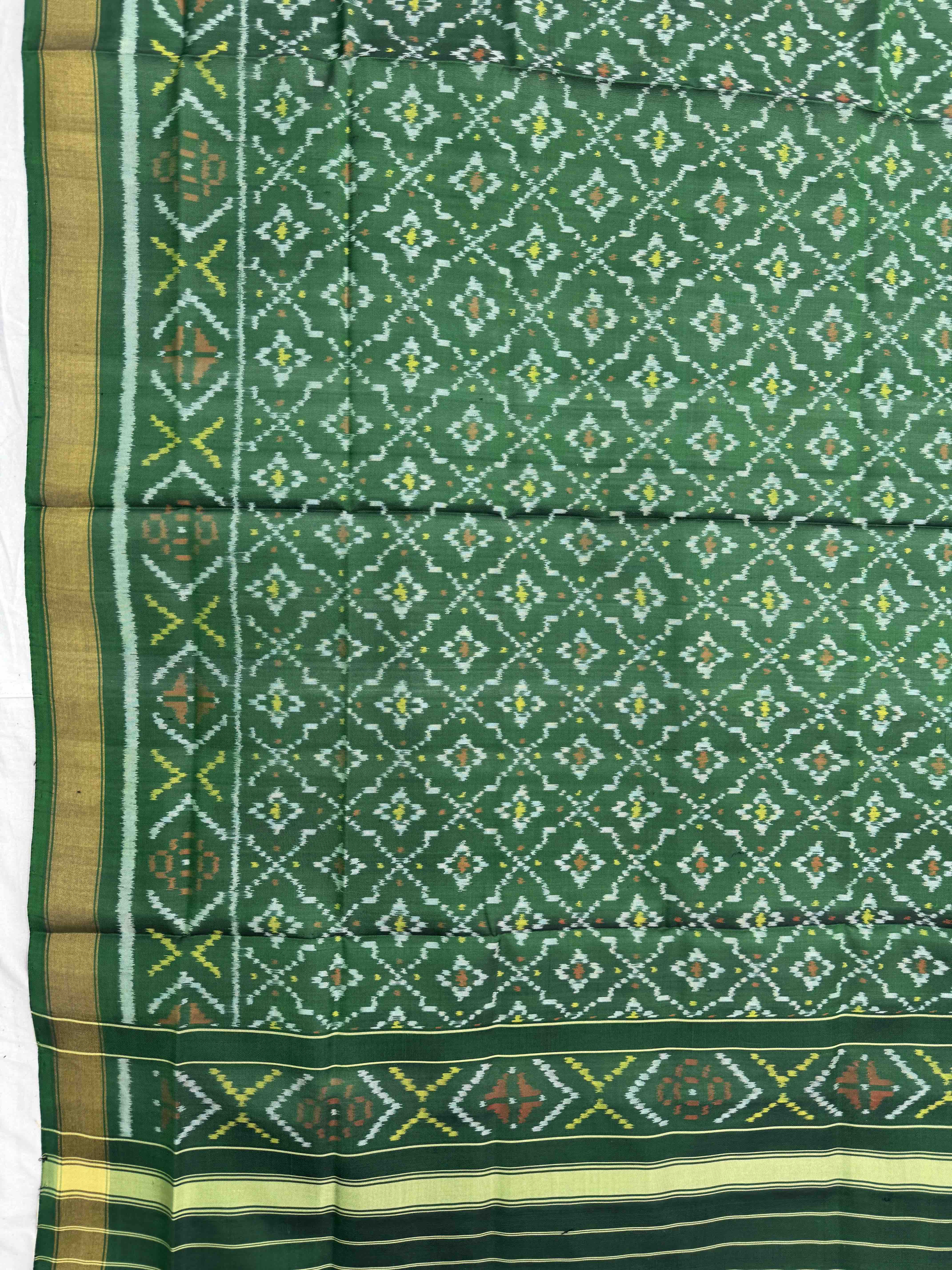 Green Buttonful Single Ikat Patola Dupatta