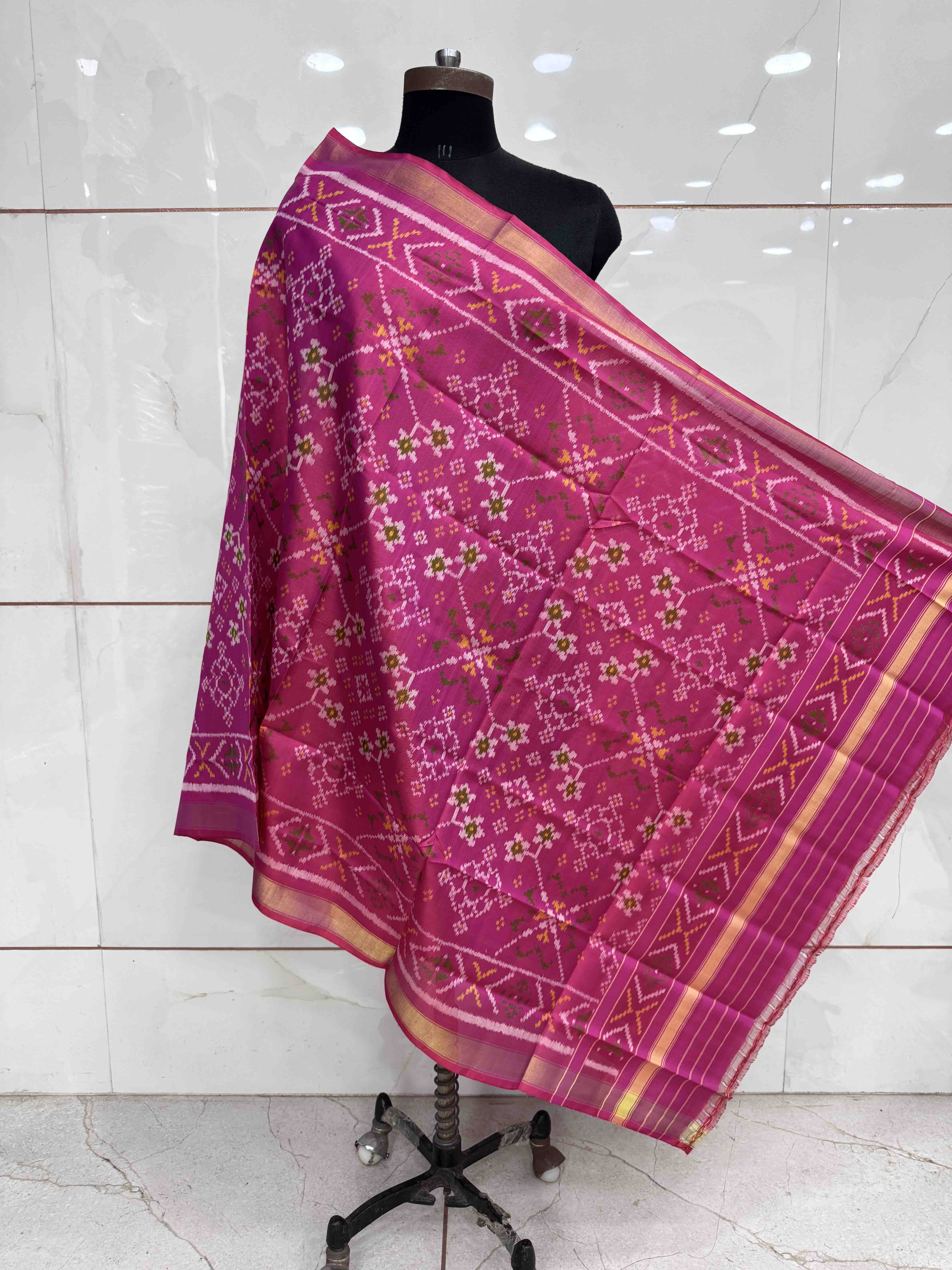 Pink Navratan Single Ikat Patola Dupatta