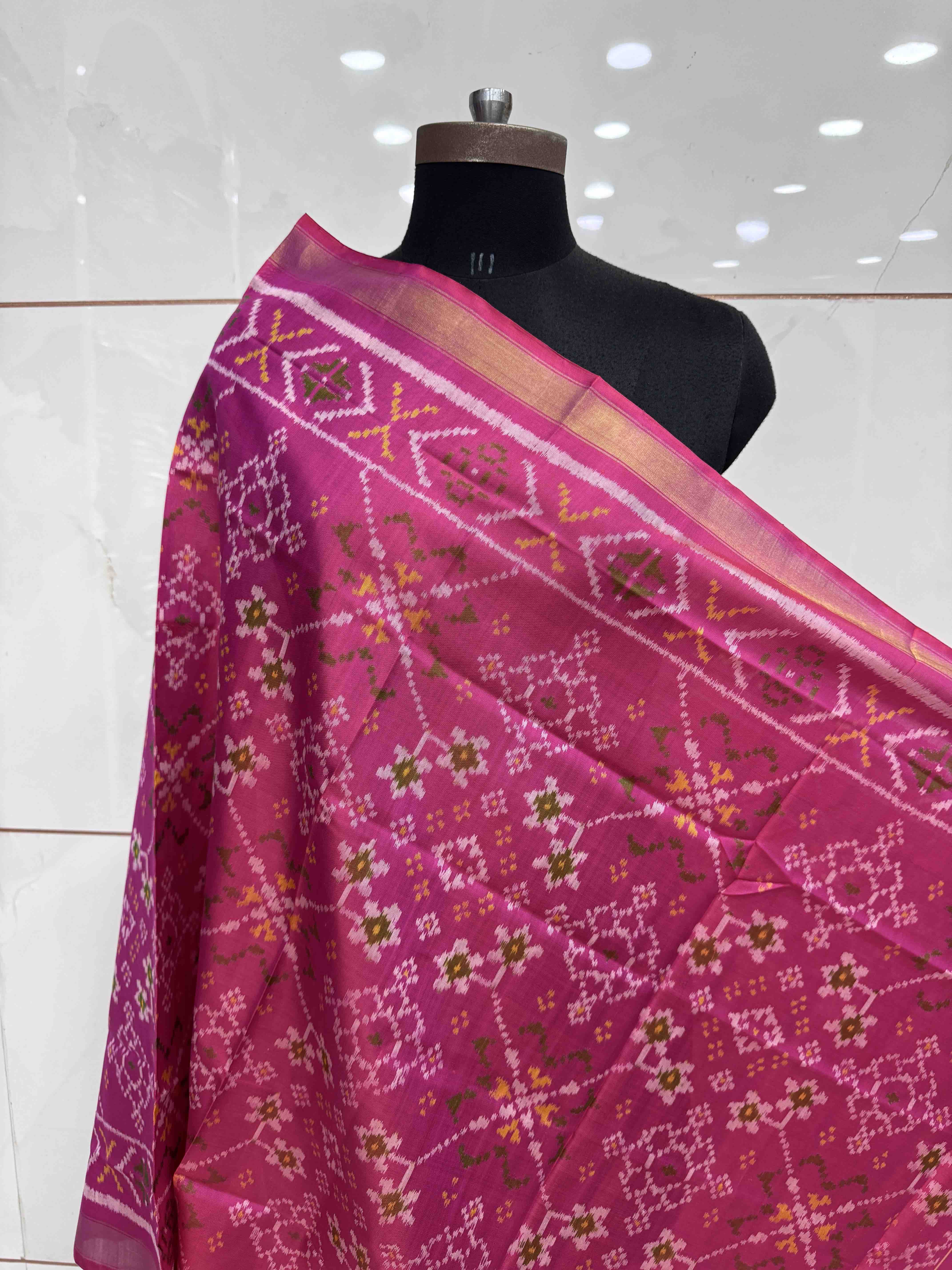 Pink Navratan Single Ikat Patola Dupatta