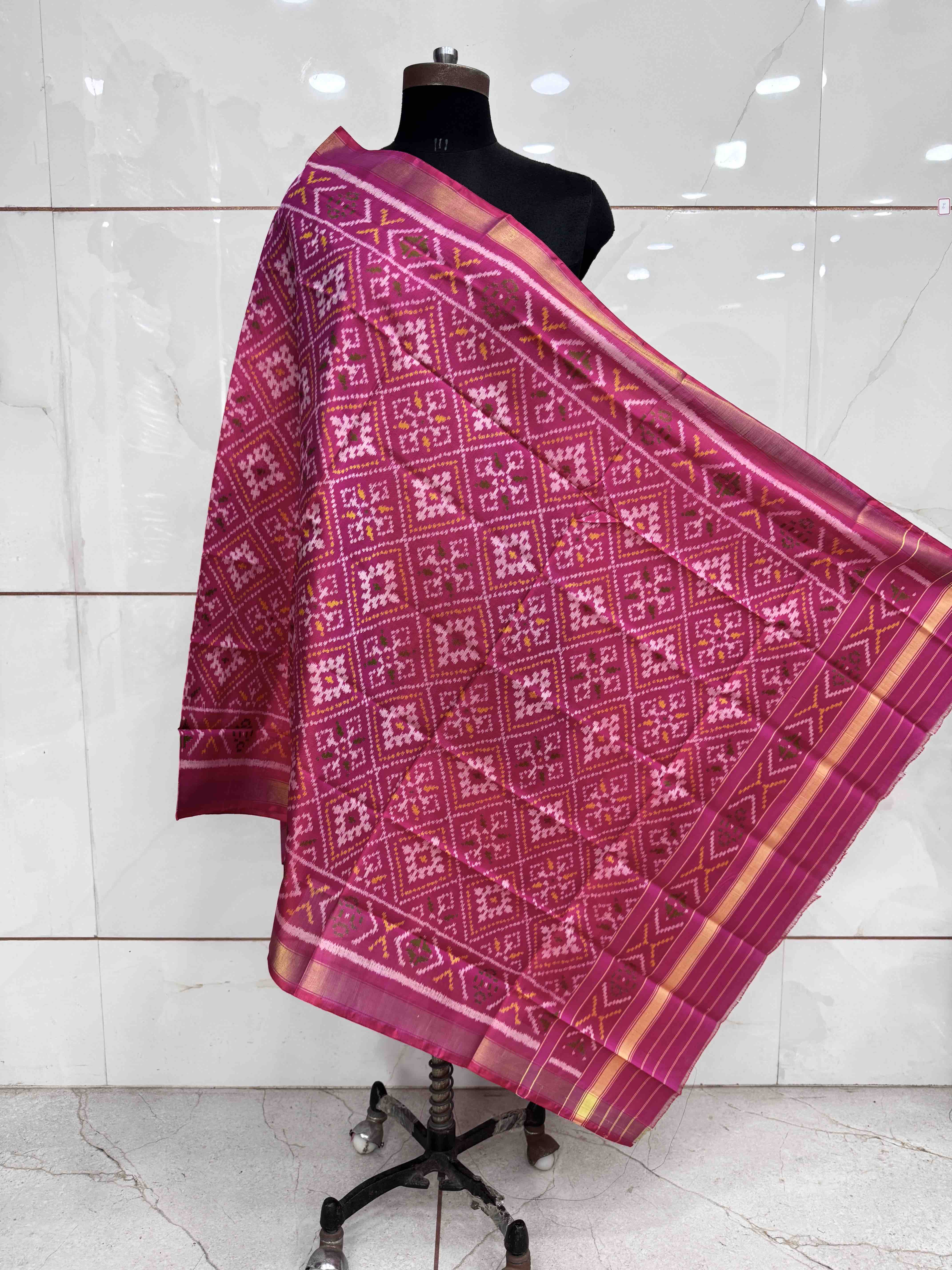 Pink Chanda Bhat Single Ikat Patola Dupatta