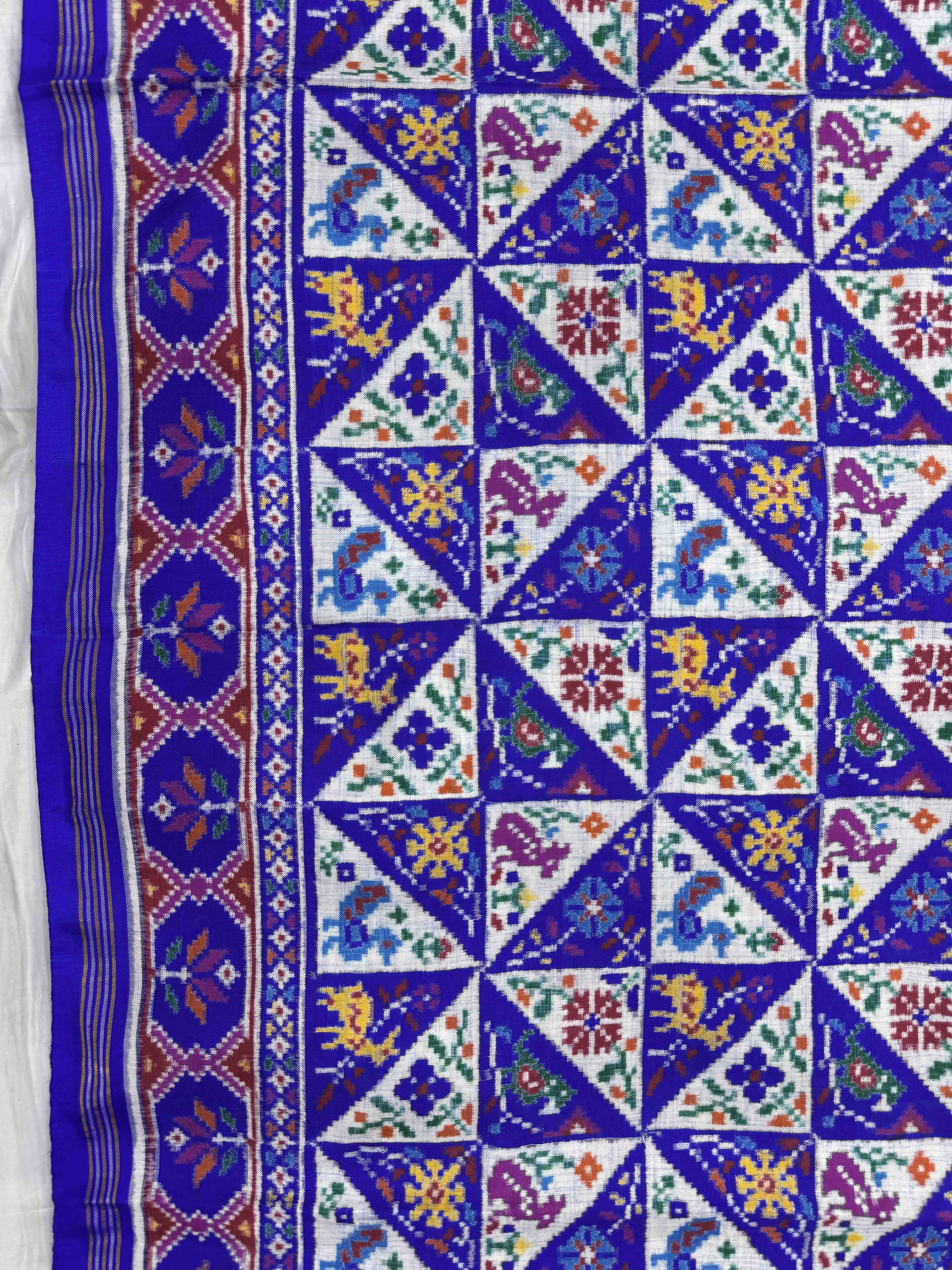 Blue & White Small Narikunj Flower Fancy Double Ikat Patan Patola Saree