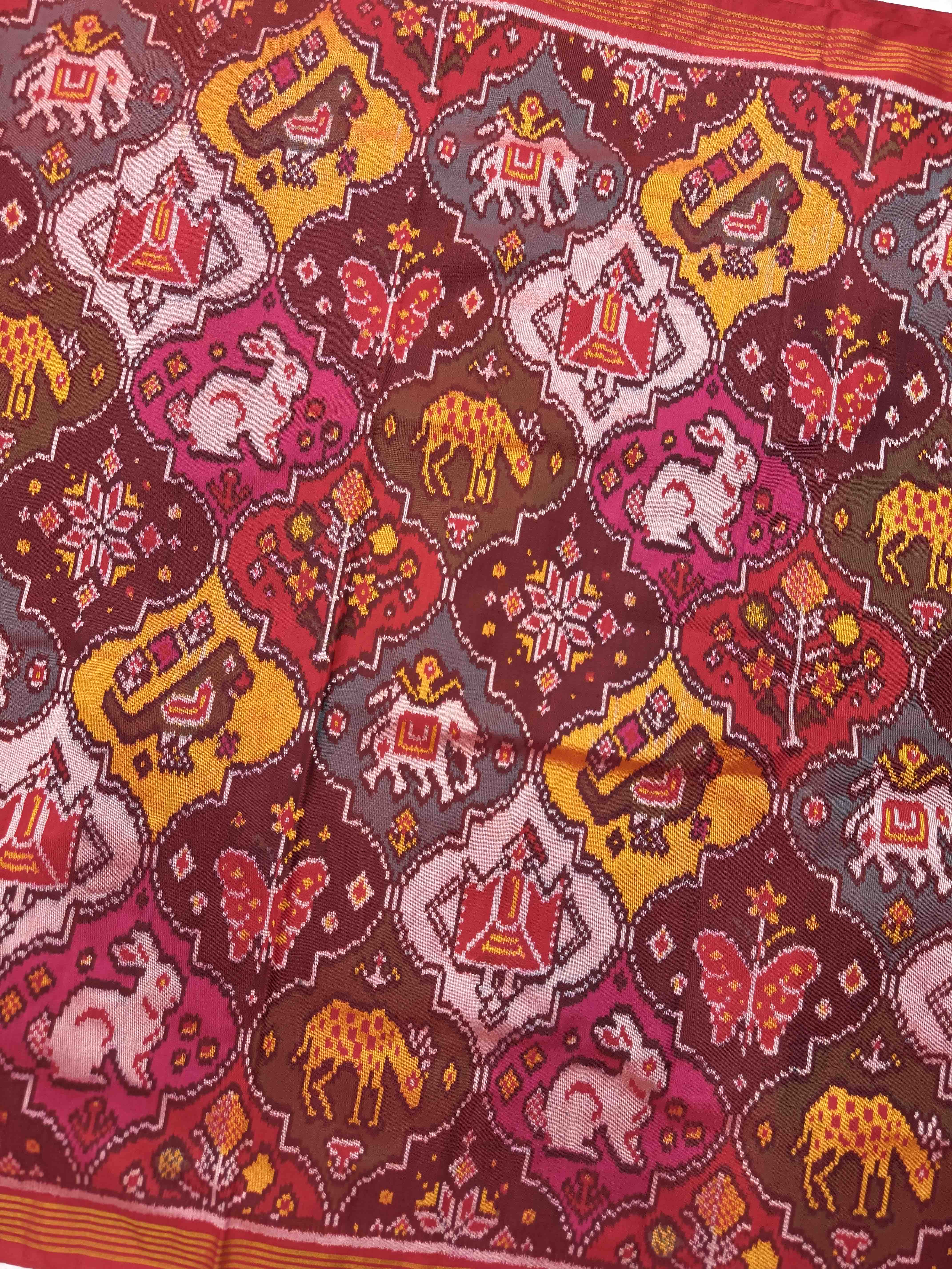 Red & Multicolor Narikunj Matka Single Ikat Patan Patola Saree