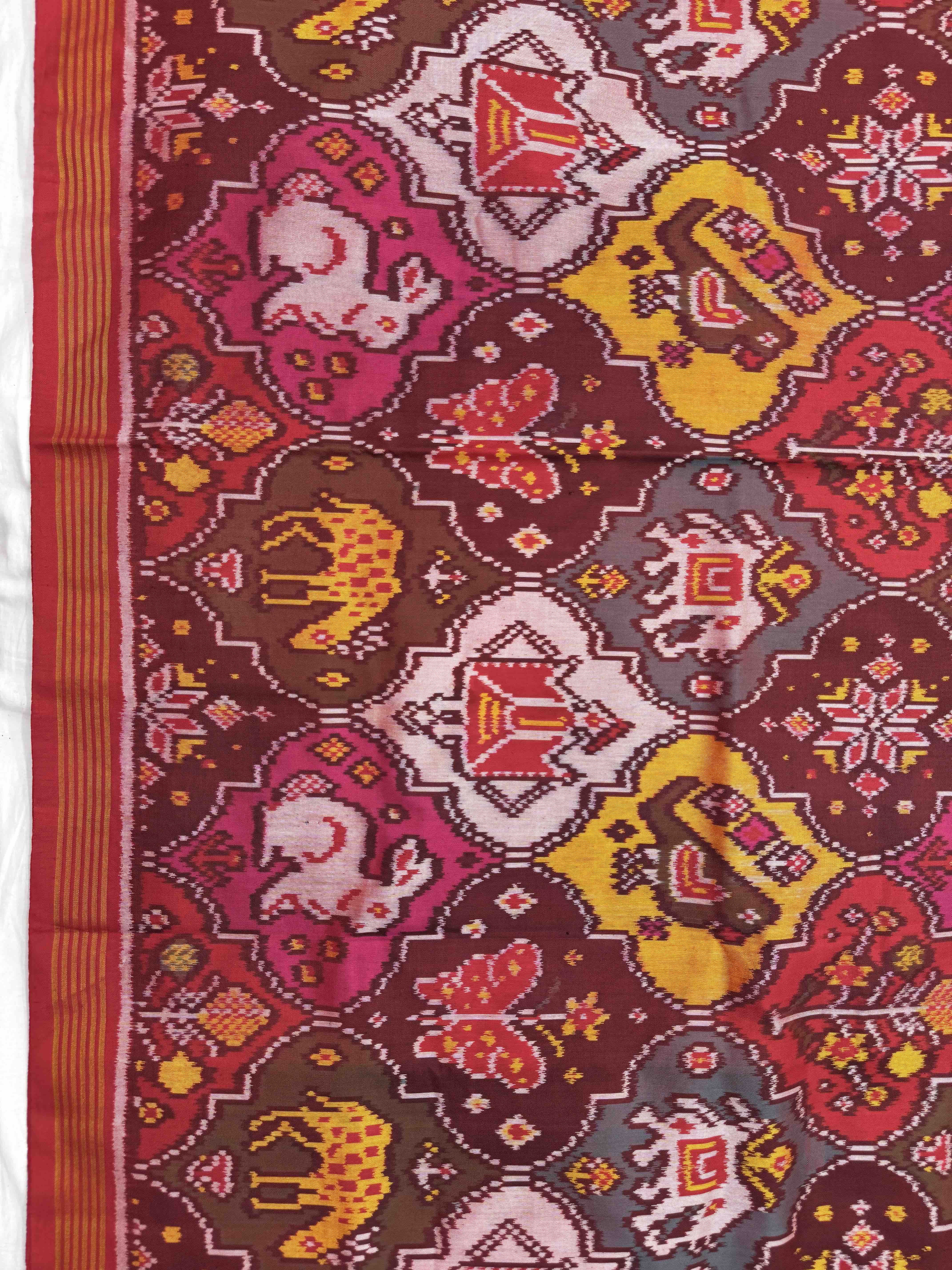 Red & Multicolor Narikunj Matka Single Ikat Patan Patola Saree